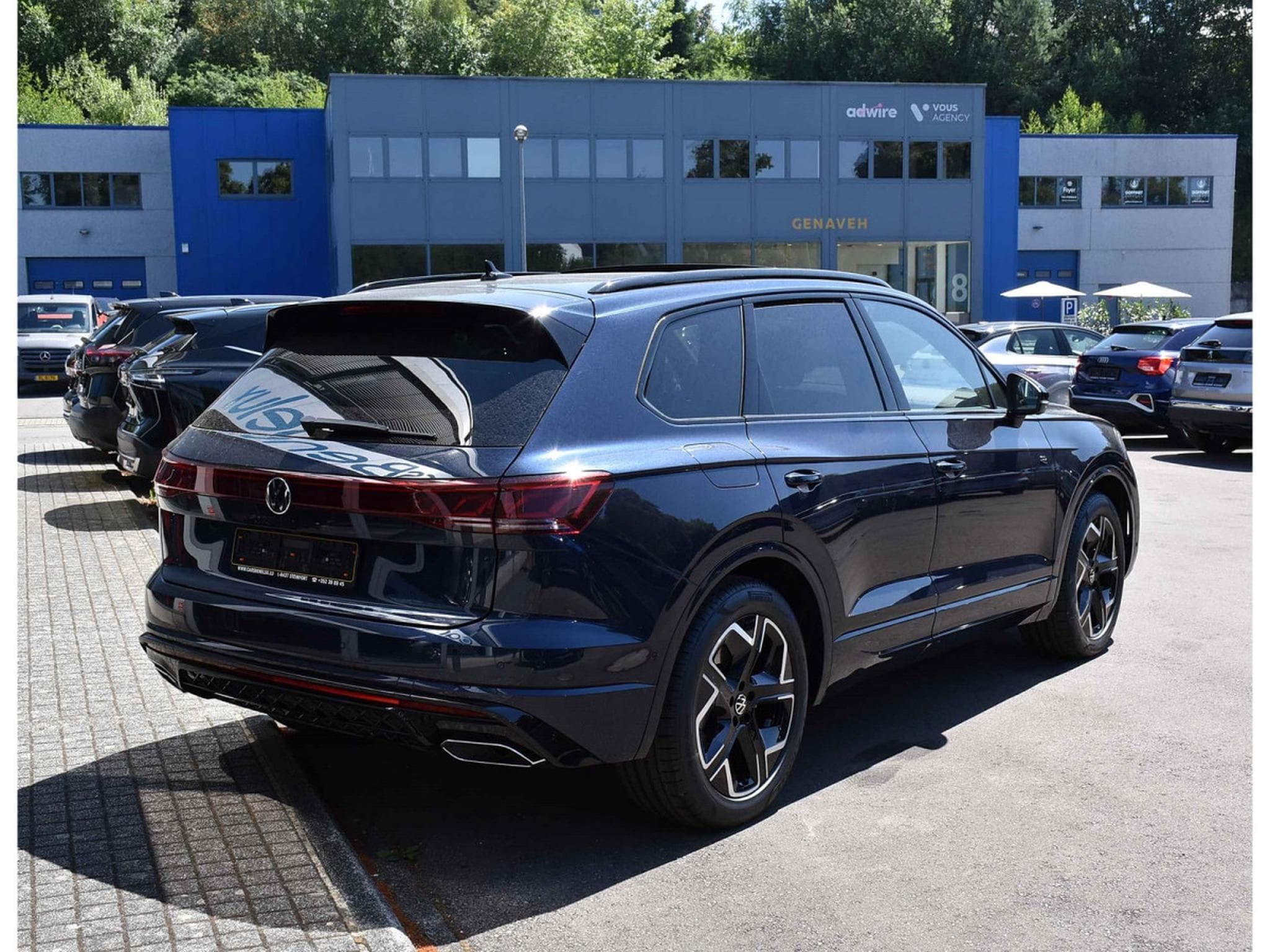 VW Touareg 3.0 TDI 4Motion R-Line Tip. SUSP PNEU PANO CUIR MEMO CHFF AD (2026) - Photo 4