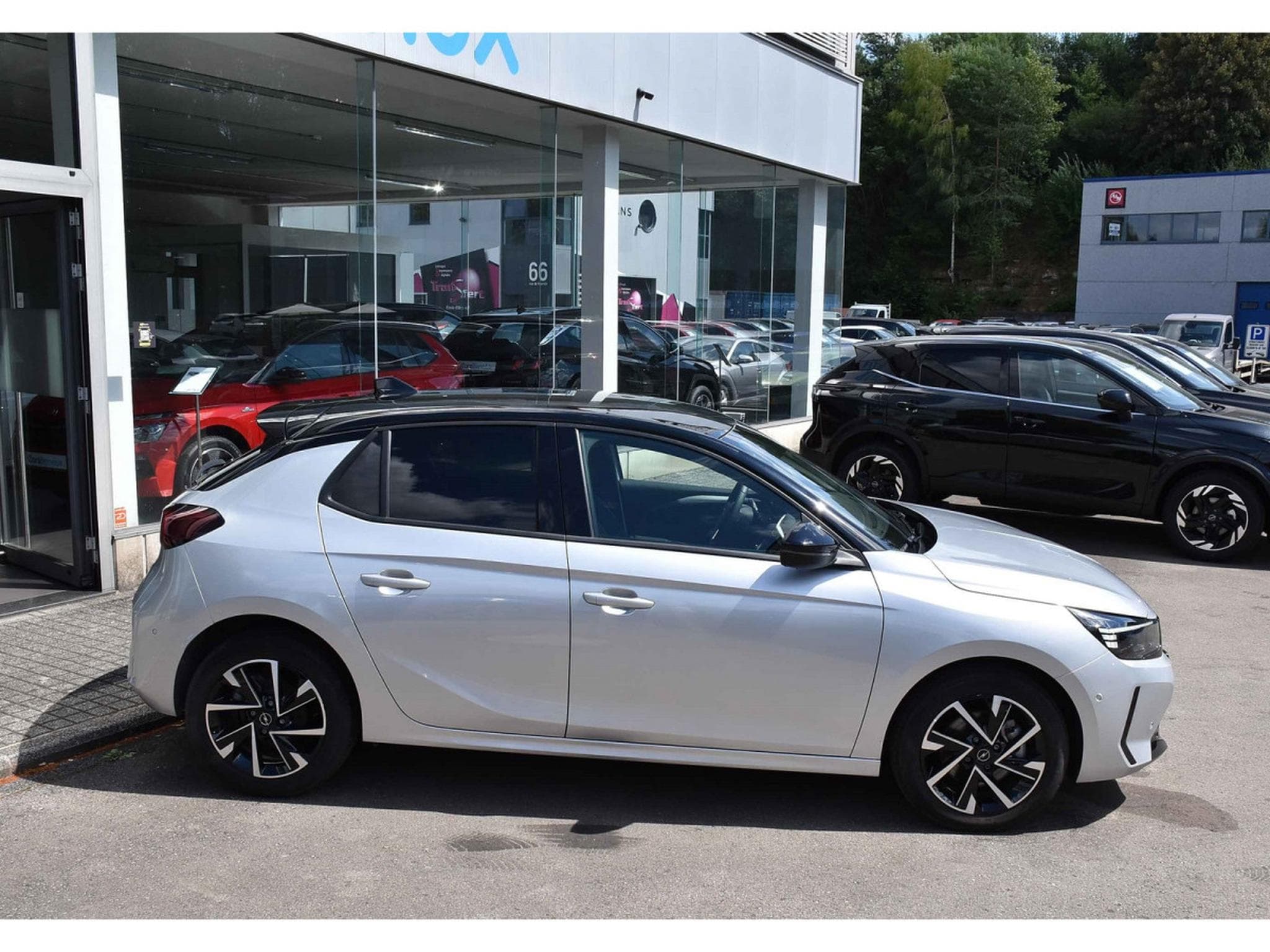 Opel Corsa 1.2 Turbo GS REGUL LANE SIDE GPS CAM KEYLESS 1° MAIN (2025) - Photo 3