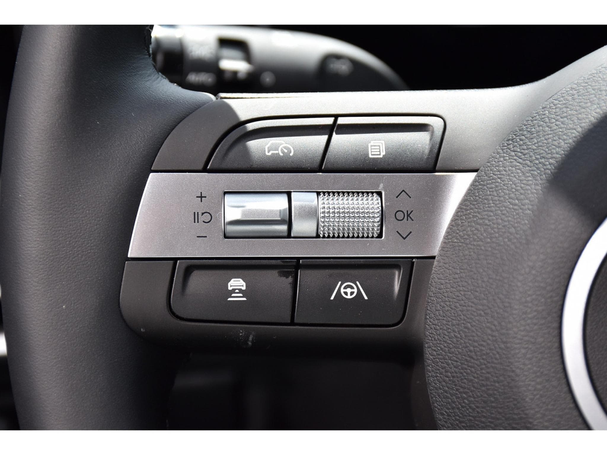 Hyundai Tucson 1.6 T-GDI Feel 7DCT ACC SIDE GPS JA18'' NEUF (2026) - Photo 22