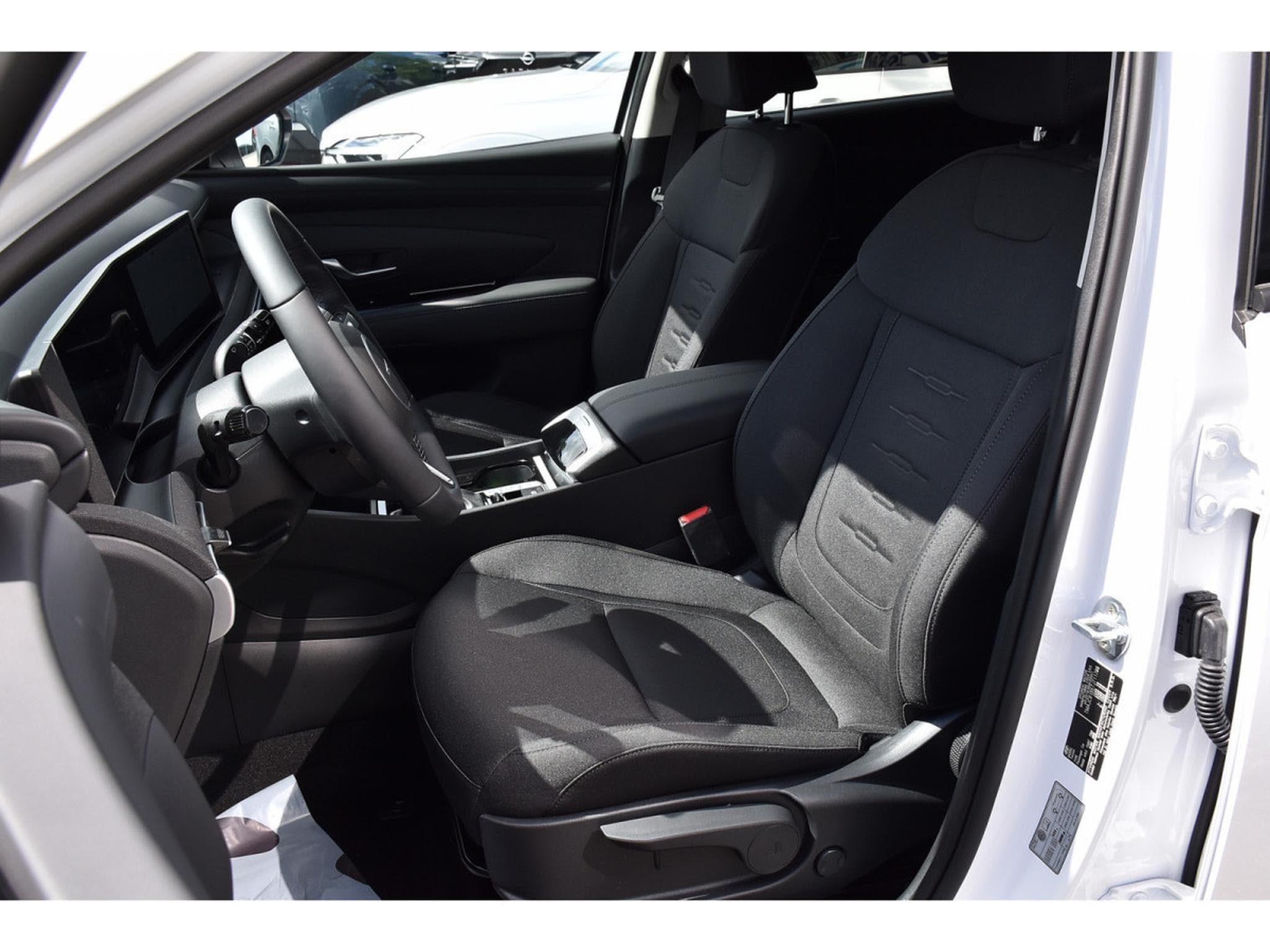 Hyundai Tucson 1.6 T-GDI Feel 7DCT ACC SIDE GPS JA18'' NEUF (2026) - Photo 6