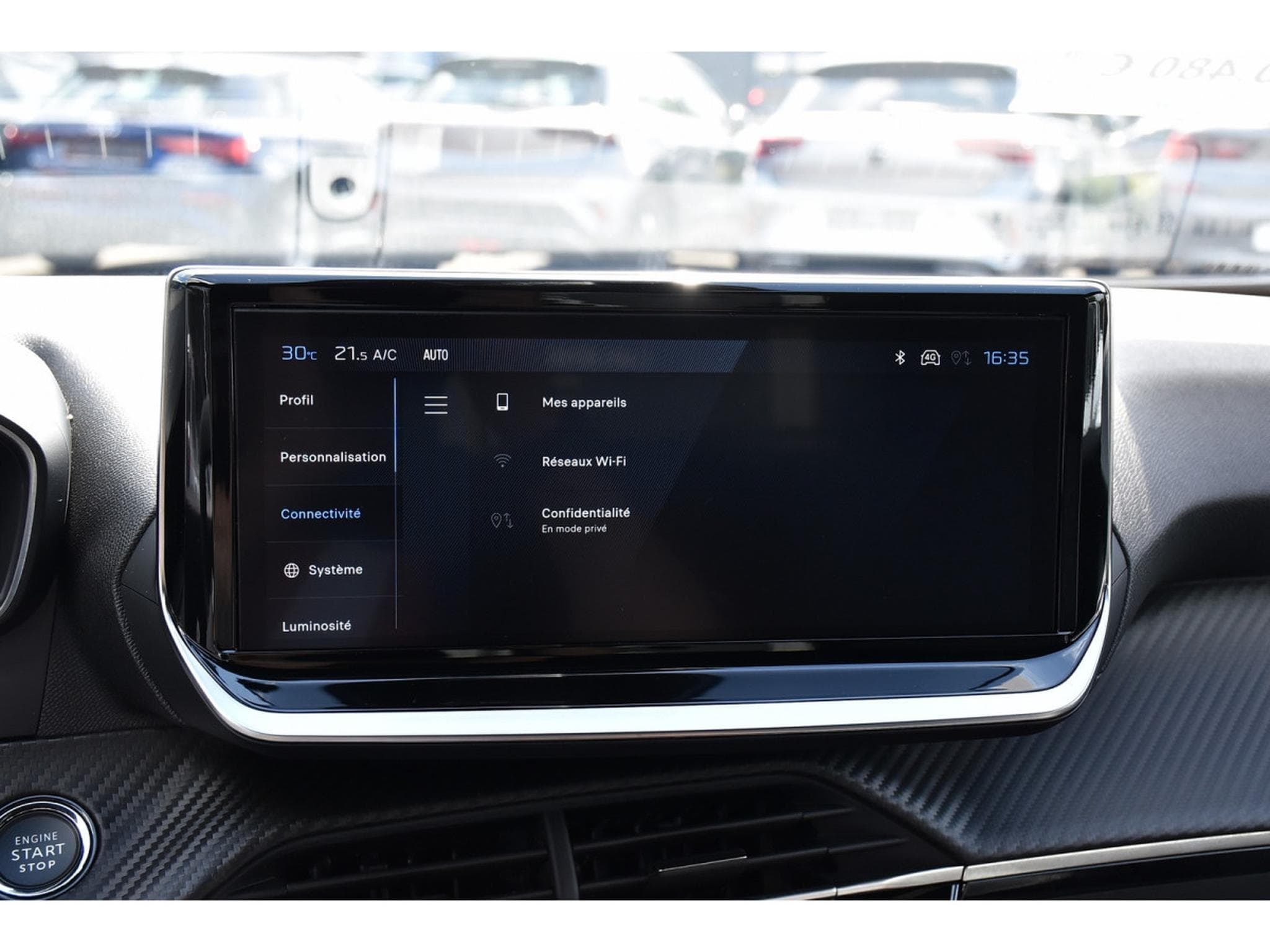 Peugeot 2008 1.2 PureTech Allure ACC GPS LANE SIDE REGUL CAM 360 1° MAIN (2025) - Photo 12