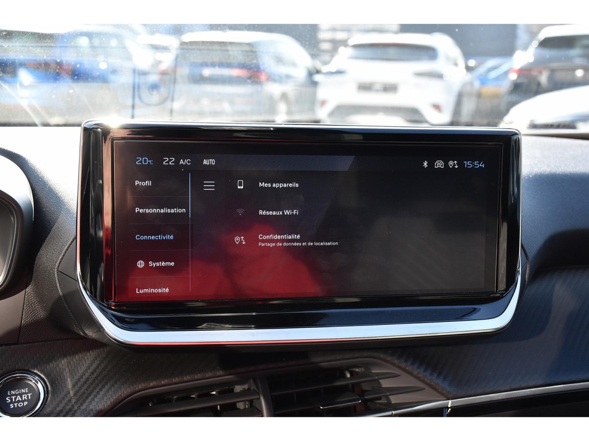 Peugeot 2008 1.2 PureTech Allure ACC GPS LANE SIDE REGUL CAM 360 1° MAIN (2025) - Photo 12