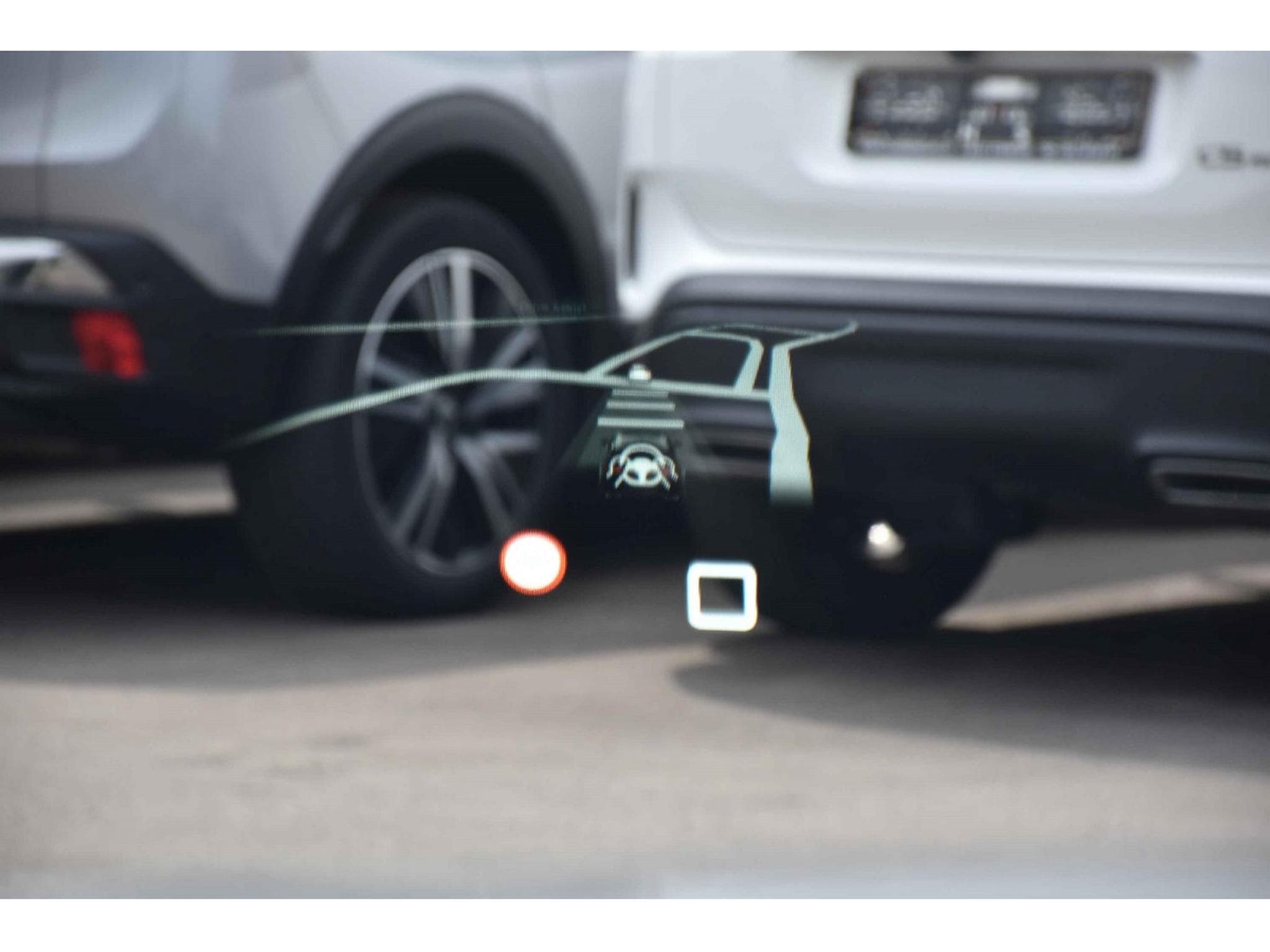 Citroën C5 X 1.2 PureTech PLUS EAT8 CUIR ACC LANE HUD CAM 1° MAIN (2024) - Photo 19