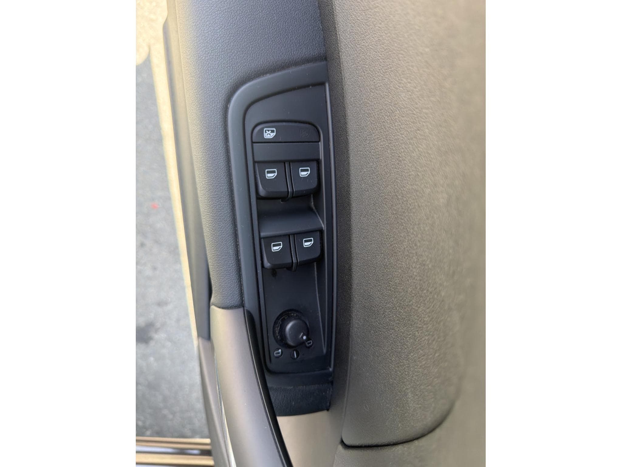 Audi A1 1.4 TFSI 122CV STRONIC (2012) - Photo 13