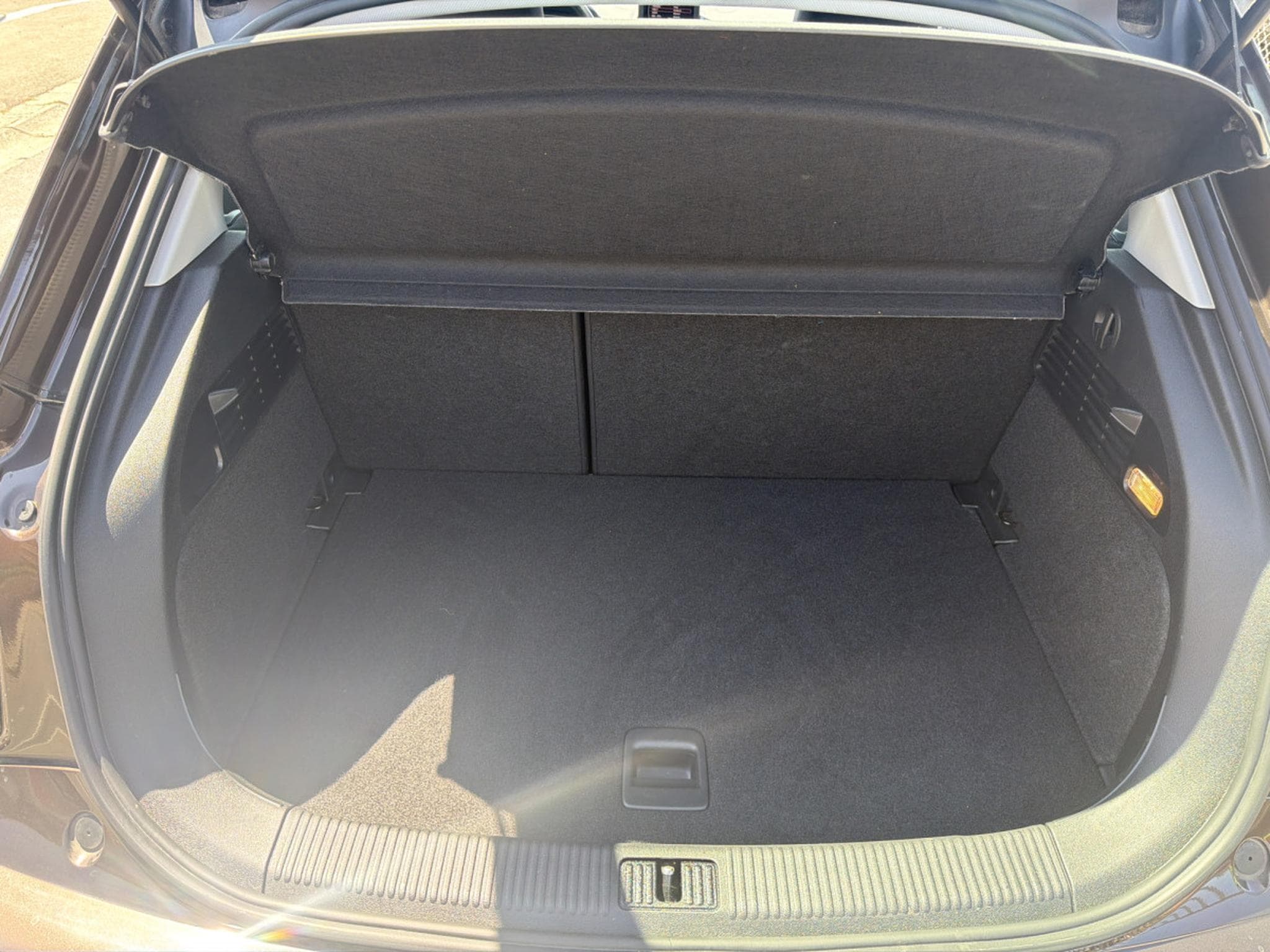 Audi A1 1.4 TFSI 122CV STRONIC (2012) - Photo 7