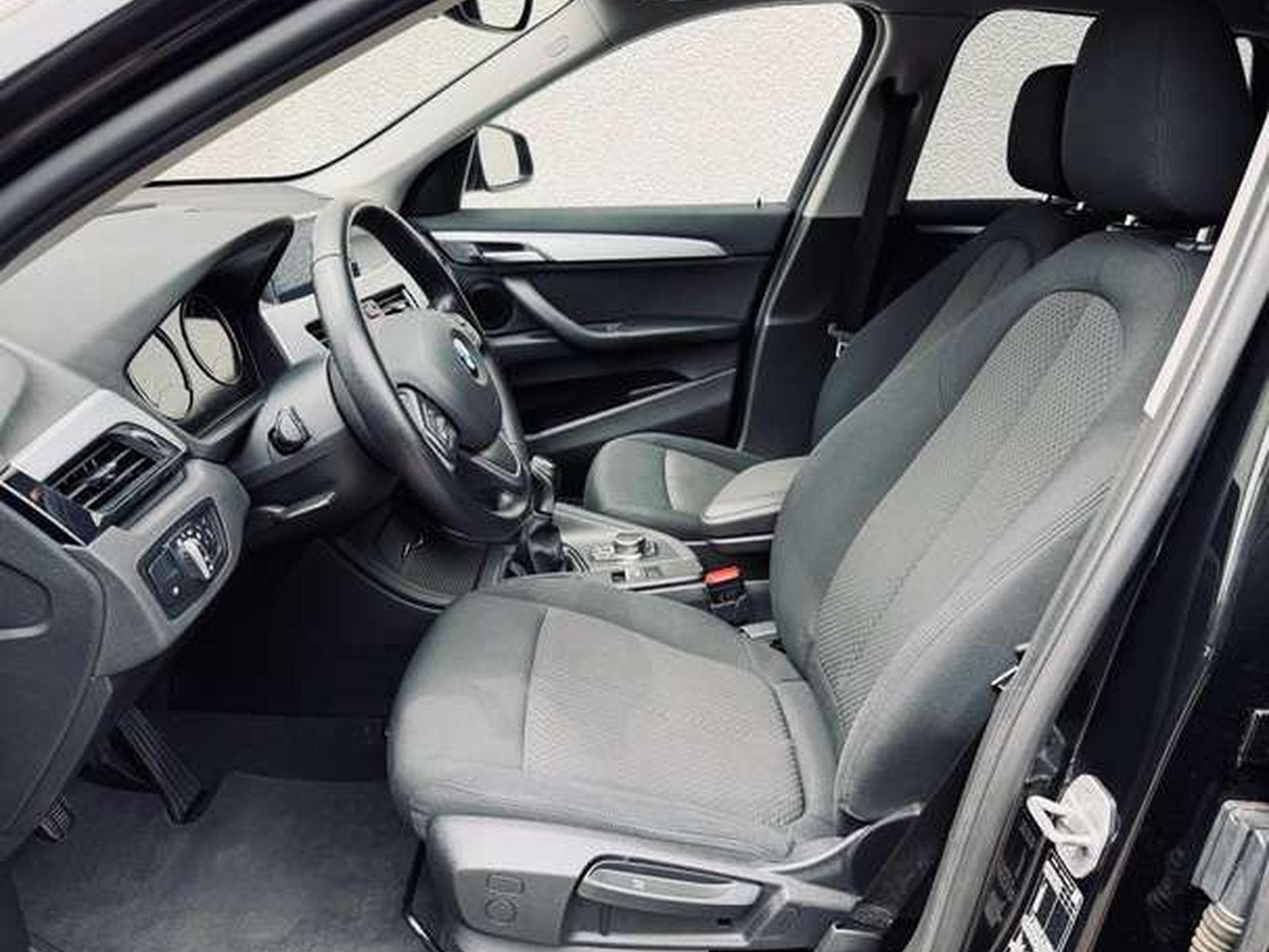 BMW X1 X1 1.5 d sDrive // Full Black//Garantie 12 Mois✅✅✅ (2022) - Photo 12