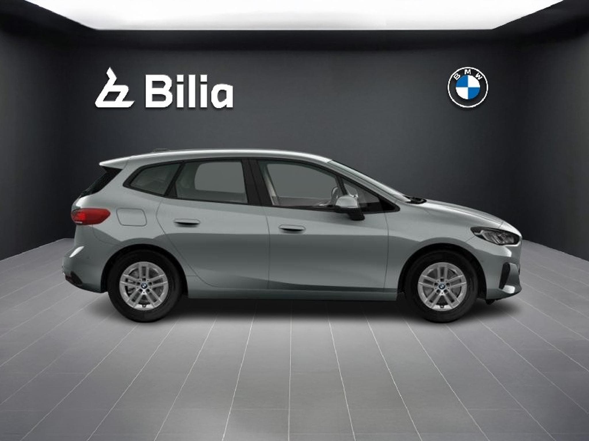 BMW 216 216i Active Tourer (2023) - Photo 3