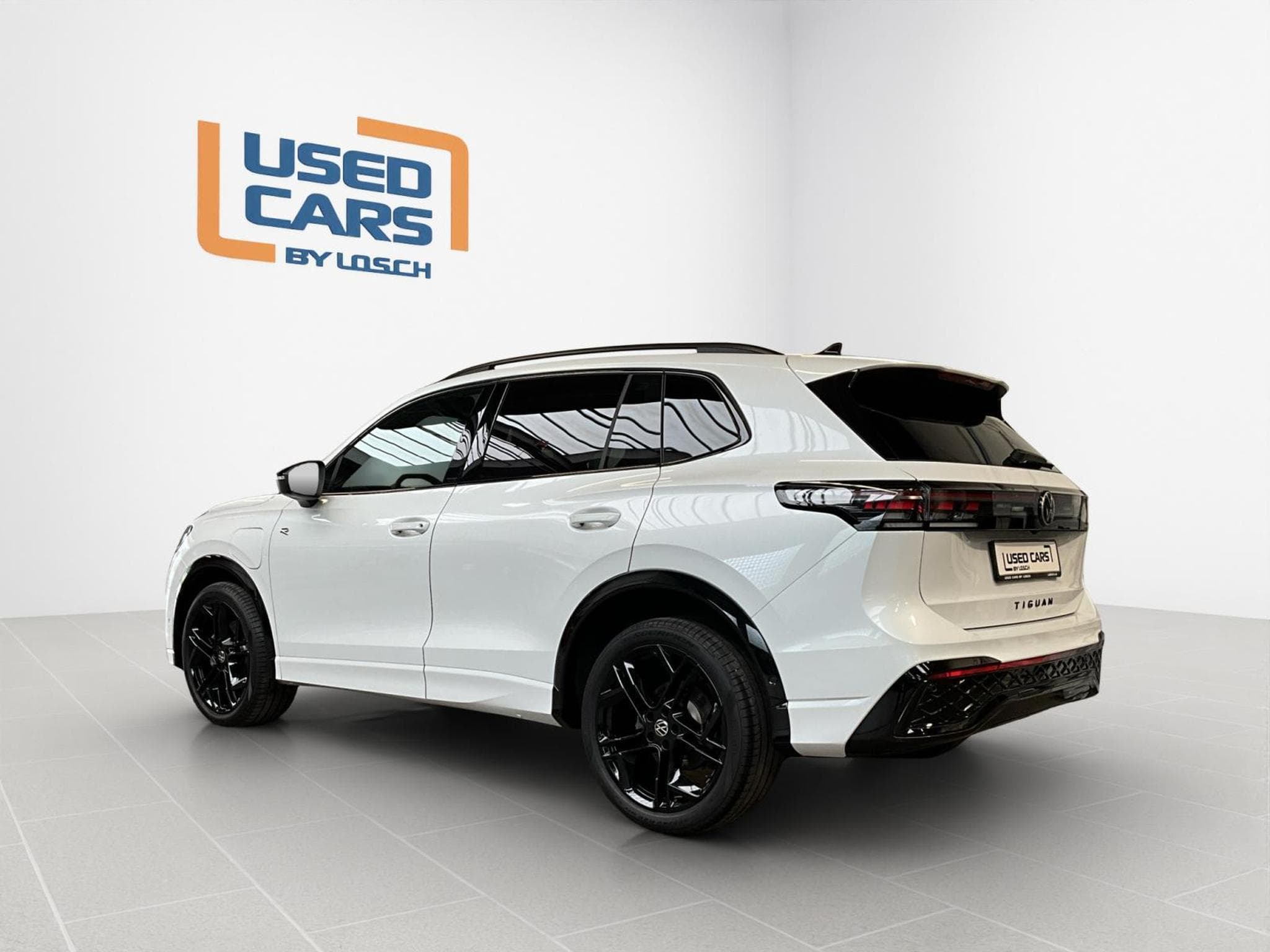VW Tiguan R-Line+DSG+PHEV+Black-Style+Pano+AHK (2025) - Photo 5