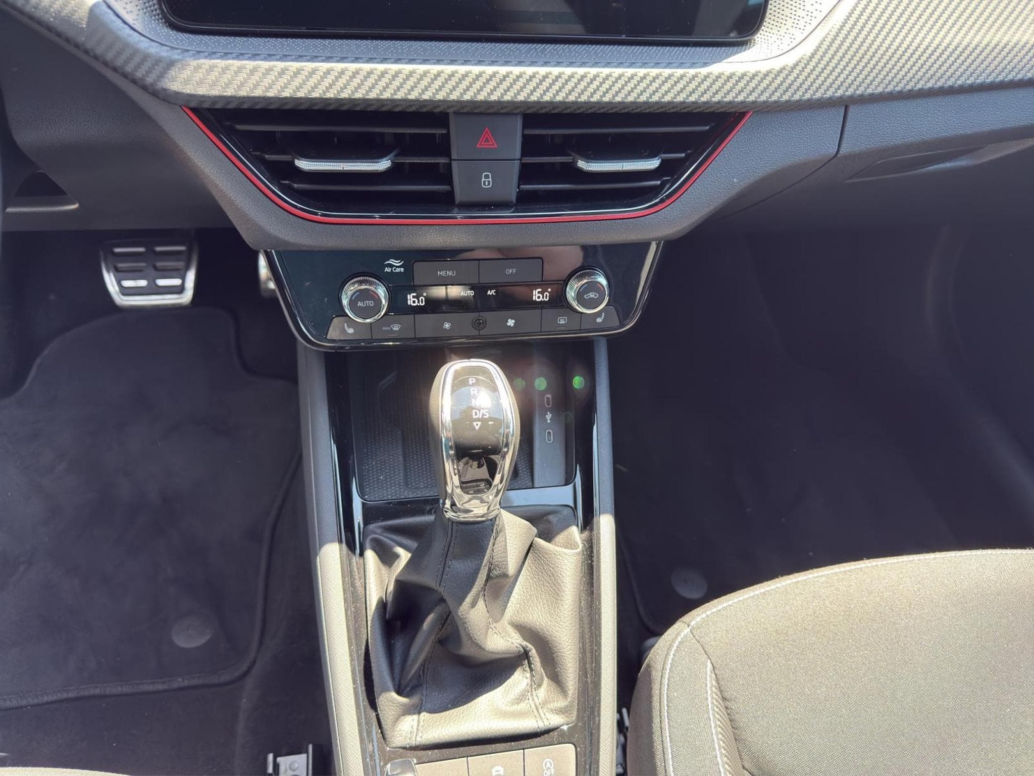 Skoda Scala Monte Carlo 1.5 TSI 150 PS DSG (2026) - Photo 10