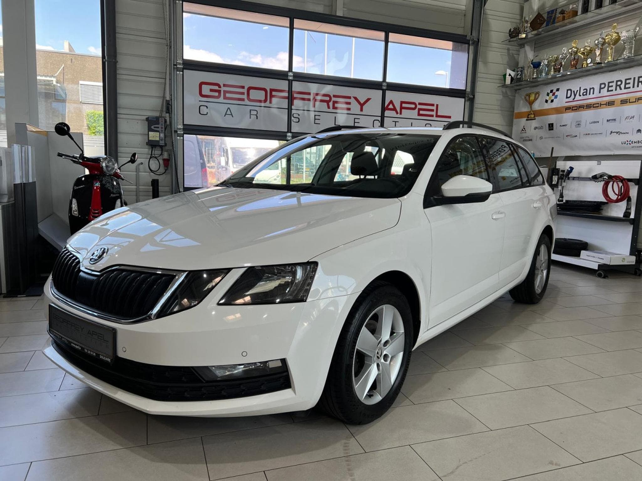 Skoda Octavia 1.6 TDI 116 NAVI, PDC,CARPLAY,ALU 16'' (2019) - Photo 1