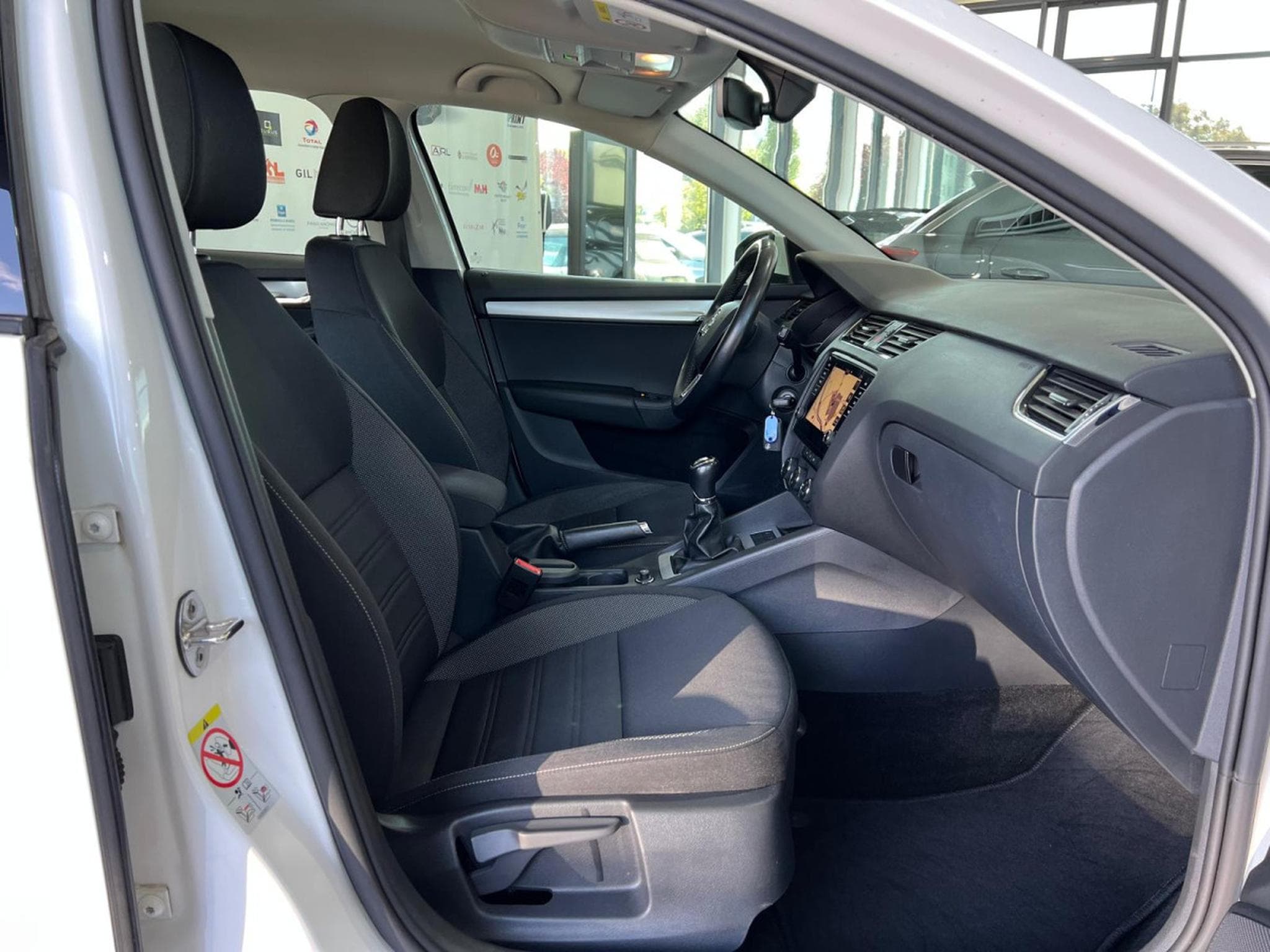 Skoda Octavia 1.6 TDI 116 NAVI, PDC,CARPLAY,ALU 16'' (2019) - Photo 5