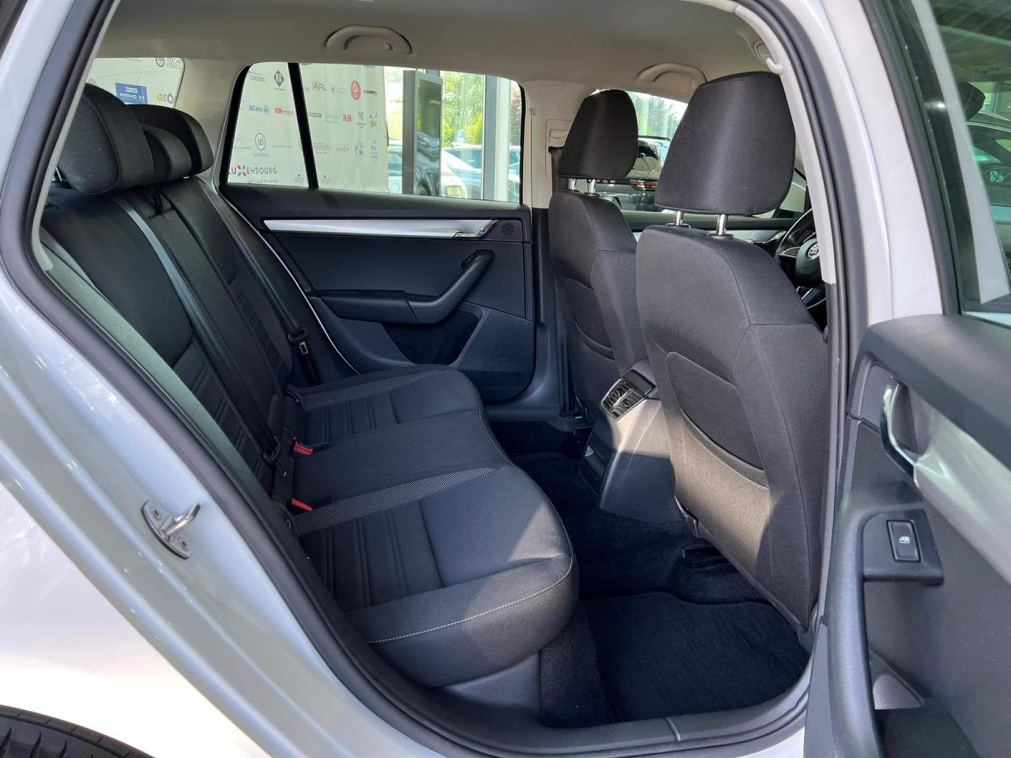 Skoda Octavia 1.6 TDI 116 NAVI, PDC,CARPLAY,ALU 16'' (2019) - Photo 7