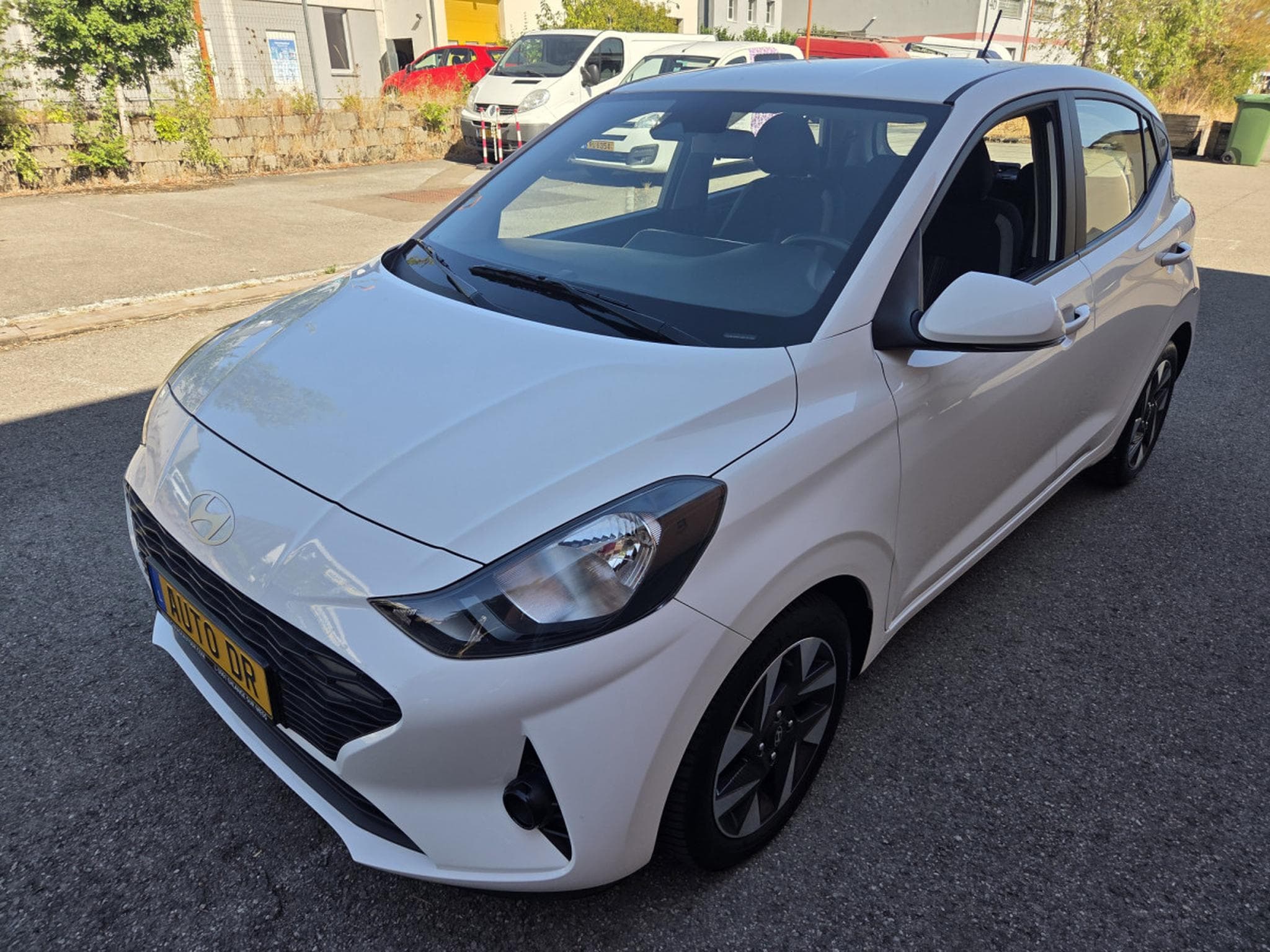 Hyundai i10 1.0 GDI 68 CV Boite Automatique (Garantie 12 mois) (2023) - Photo 12