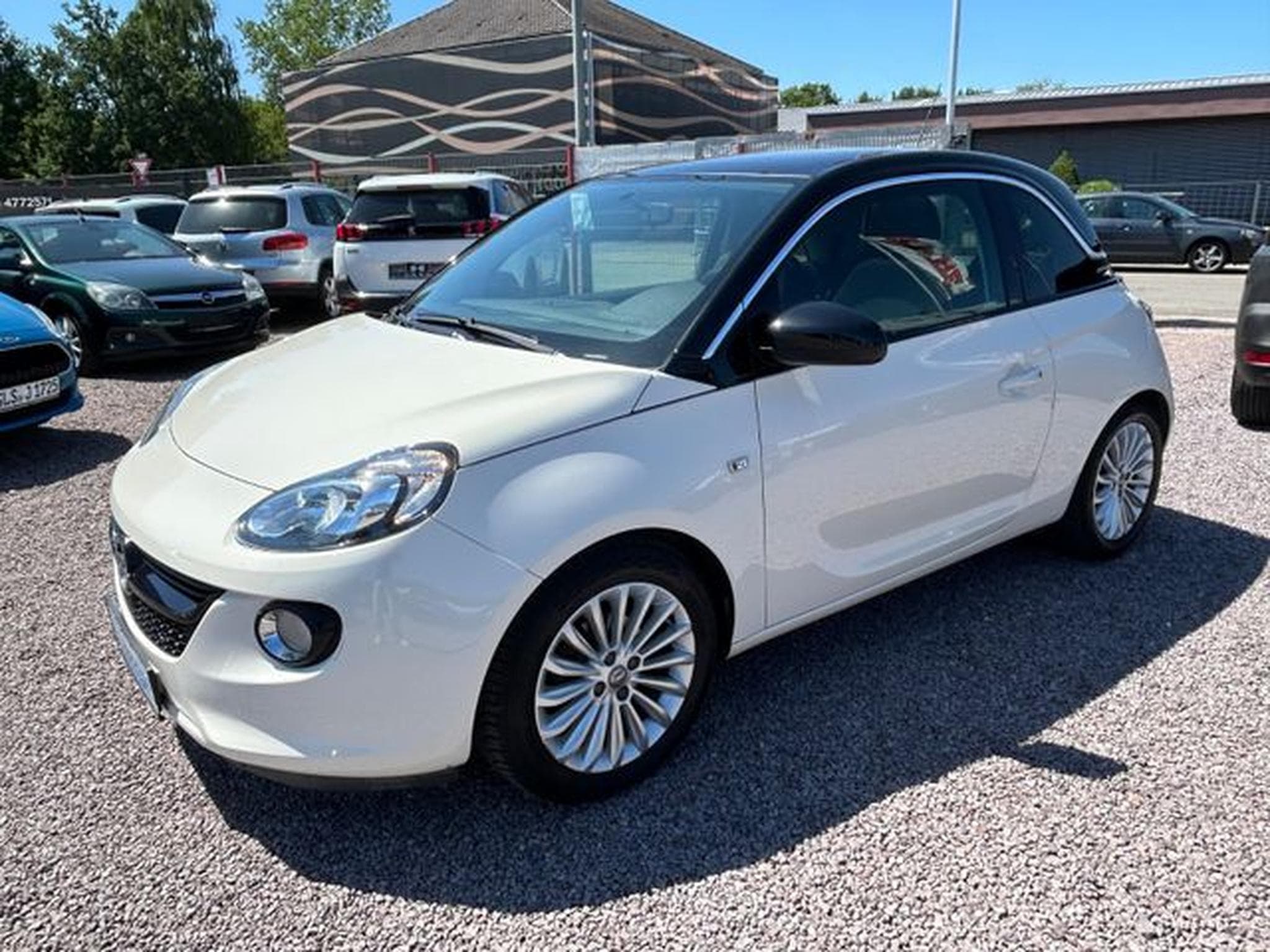 Opel Adam Adam Glam 1.4 *Automatik*Panorama*Euro6* (2017) - Photo 1