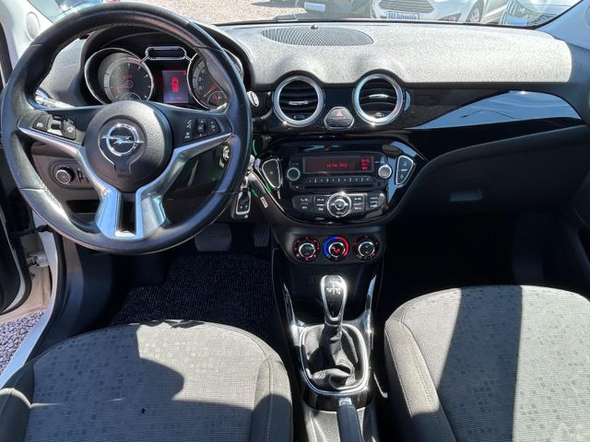 Opel Adam Adam Glam 1.4 *Automatik*Panorama*Euro6* (2017) - Photo 11