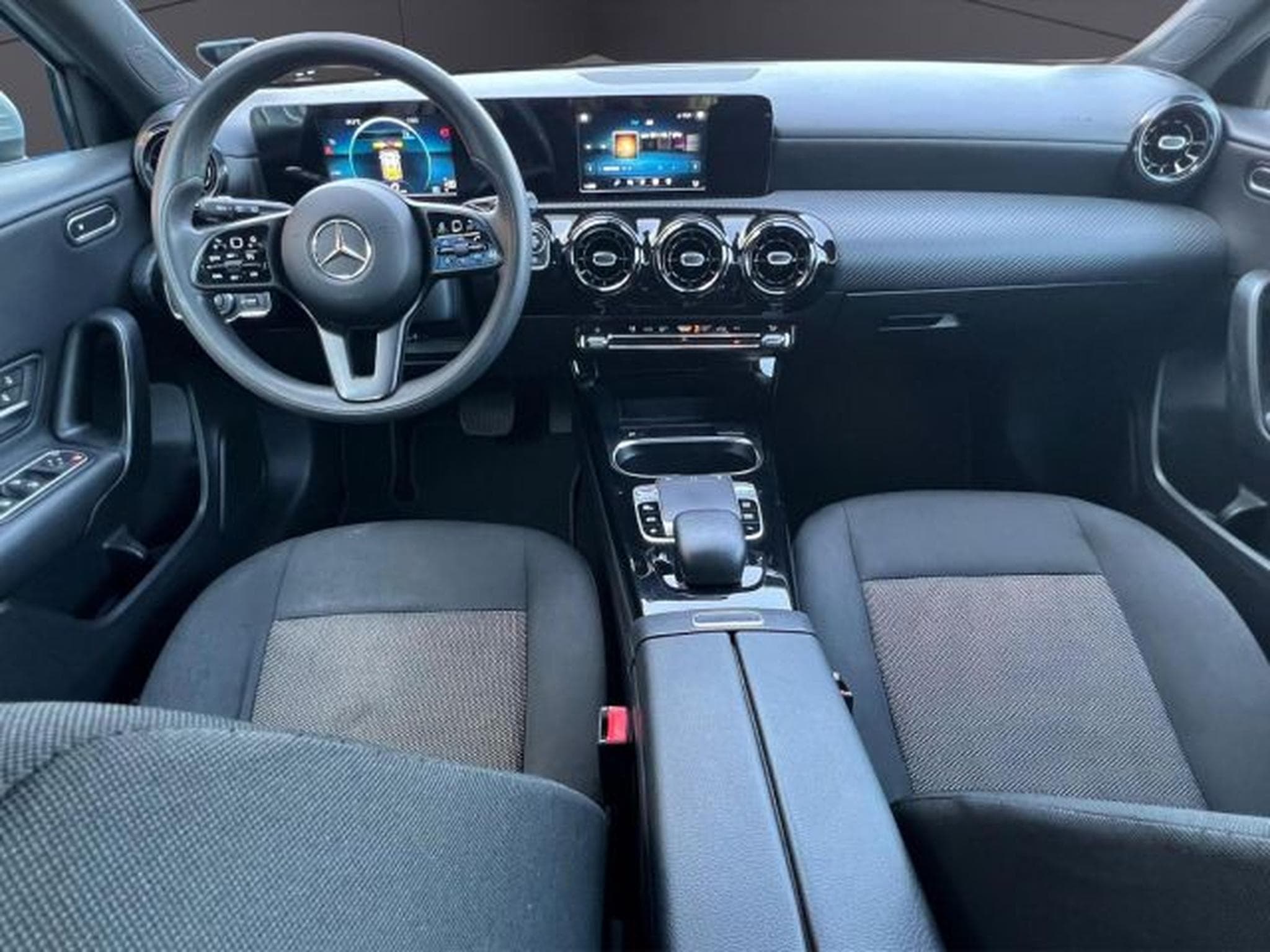 Mercedes A 180 A 180 d KLIMA,NAVI,PDC,360CAM,TEMPOMAT,BT Klima (2020) - Photo 14