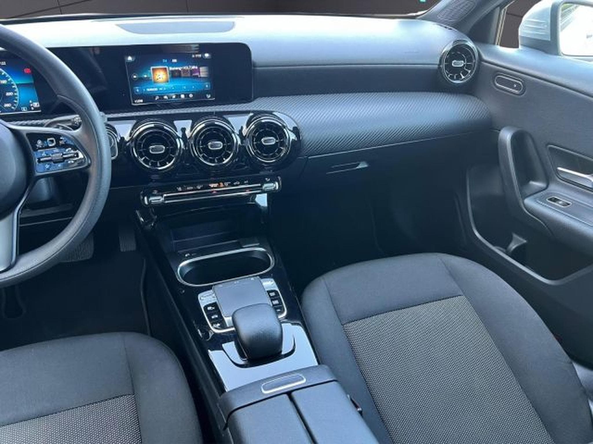 Mercedes A 180 A 180 d KLIMA,NAVI,PDC,360CAM,TEMPOMAT,BT Klima (2020) - Photo 15