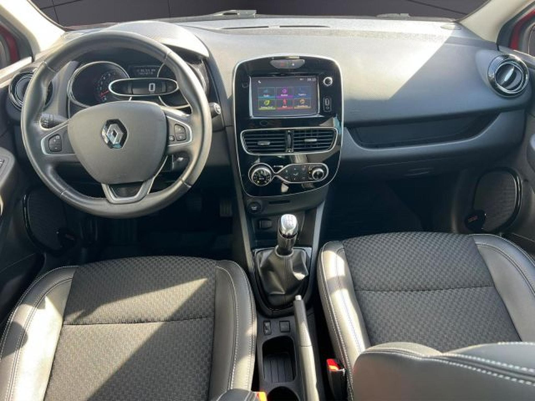 Renault Clio Clio IV Dynamique KLIMA,NAVI,PDC,TEMPOMAT,SHZ (2018) - Photo 13