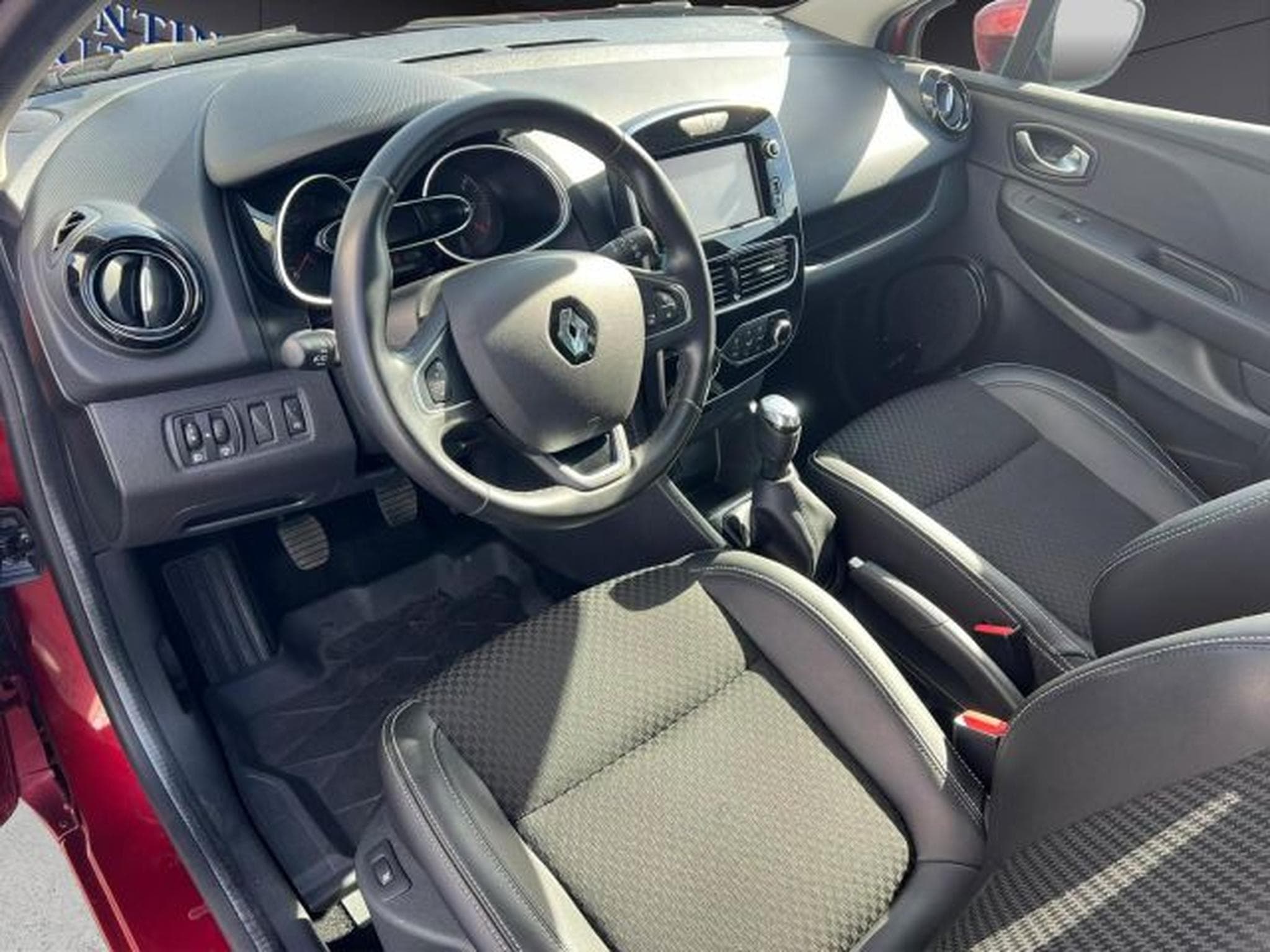 Renault Clio Clio IV Dynamique KLIMA,NAVI,PDC,TEMPOMAT,SHZ (2018) - Photo 9
