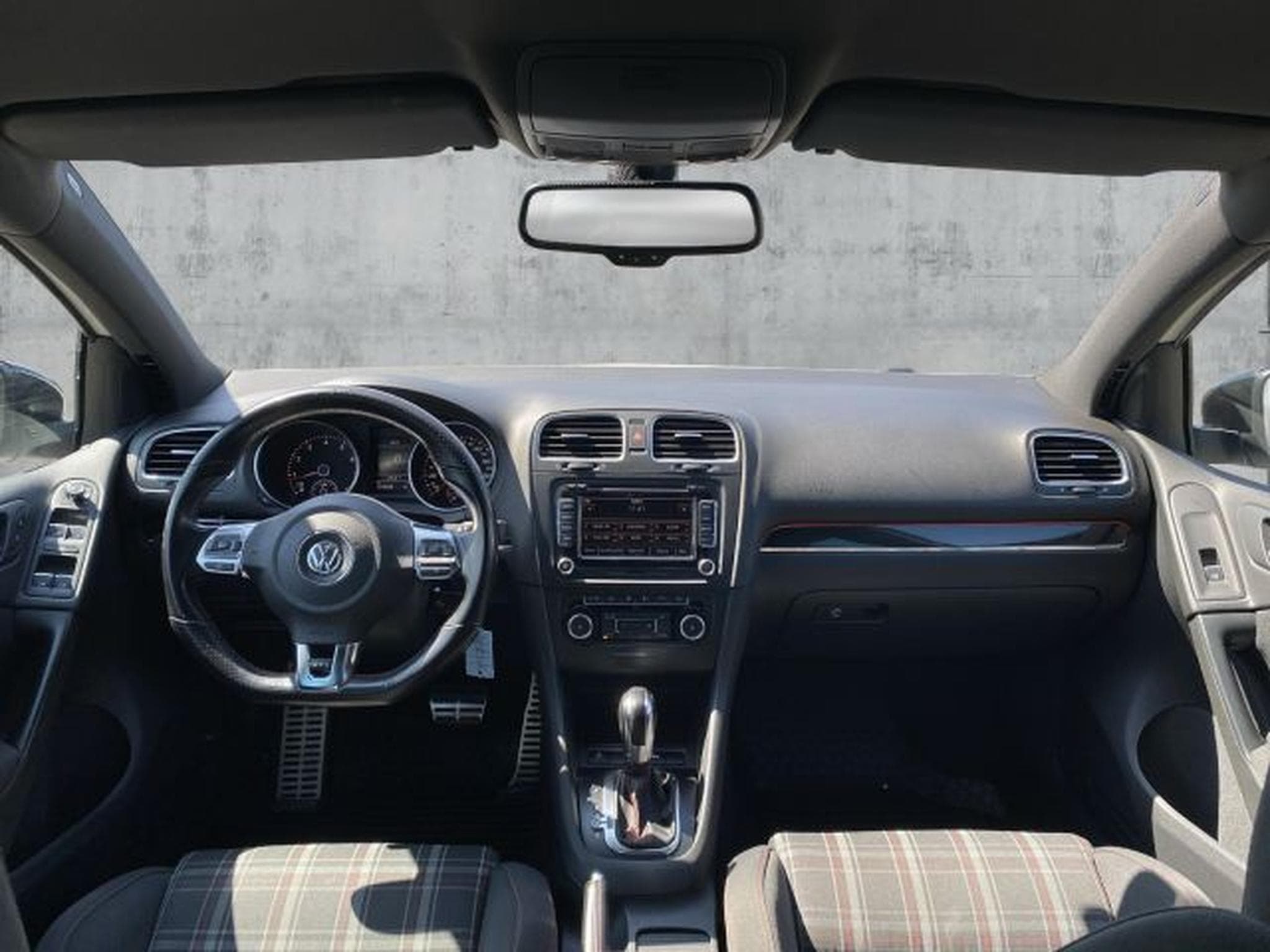VW Golf Golf VI 2.0 TSI GTI DSG NAVI XENON SHZG RFK (2011) - Photo 14