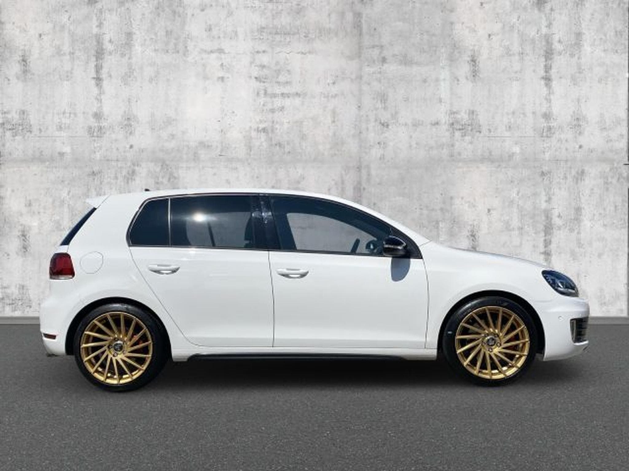 VW Golf Golf VI 2.0 TSI GTI DSG NAVI XENON SHZG RFK (2011) - Photo 6
