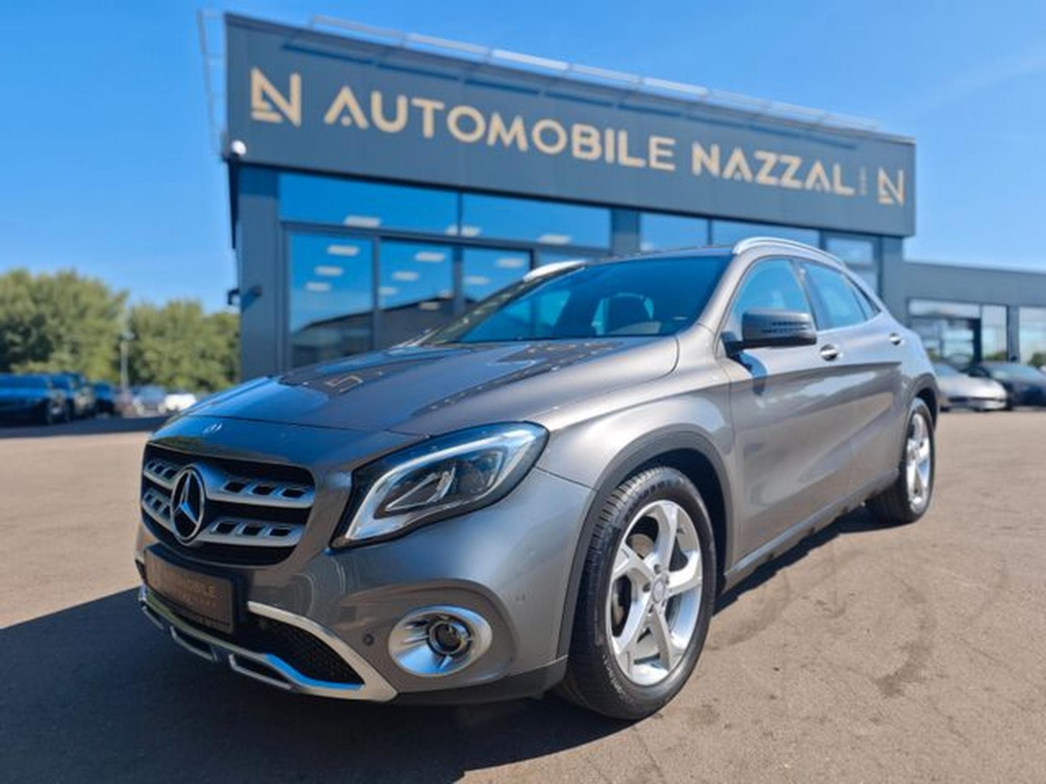Mercedes GLA 200 GLA 200 *EXCLUSIVE PAKET/URBAN-LINE/LEDER/1.HD* (2017) - Photo 2