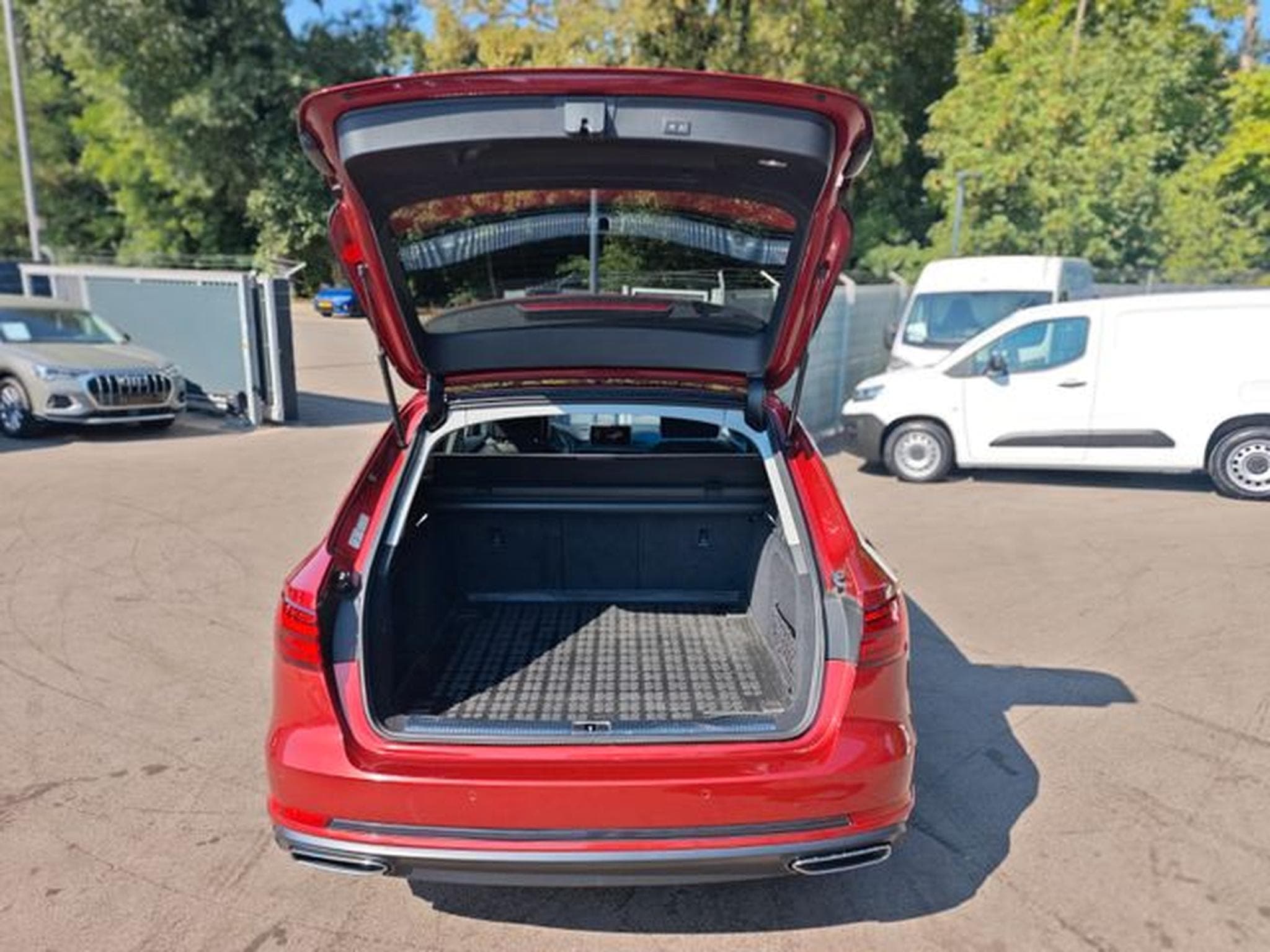 Audi A4 A4 AVANT S LINE 40 TDI QUATTRO*PANORAMA*LED* (2019) - Photo 9