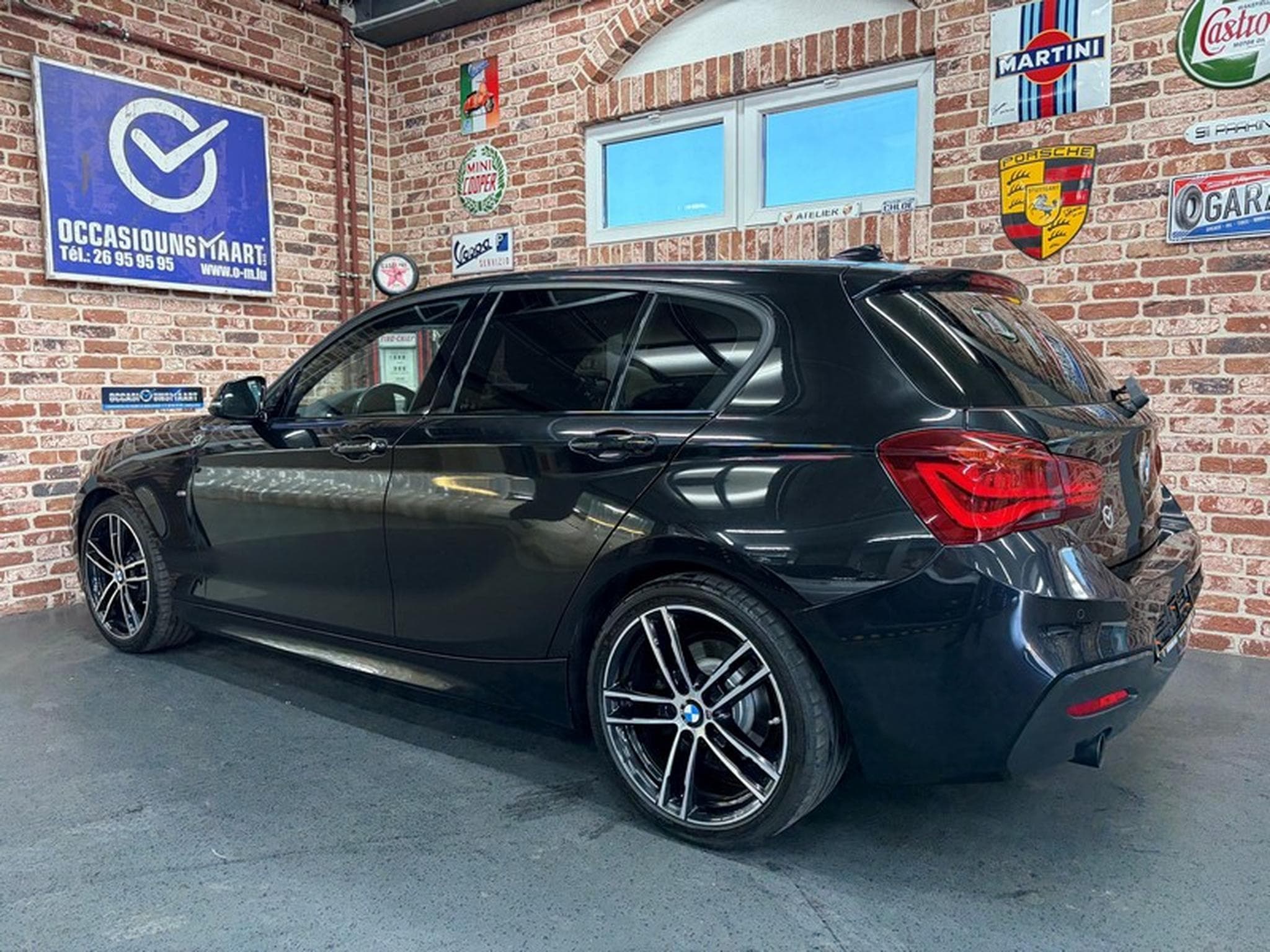 BMW 118 118iA 136cv Auto M-SPORT (2019) - Photo 2