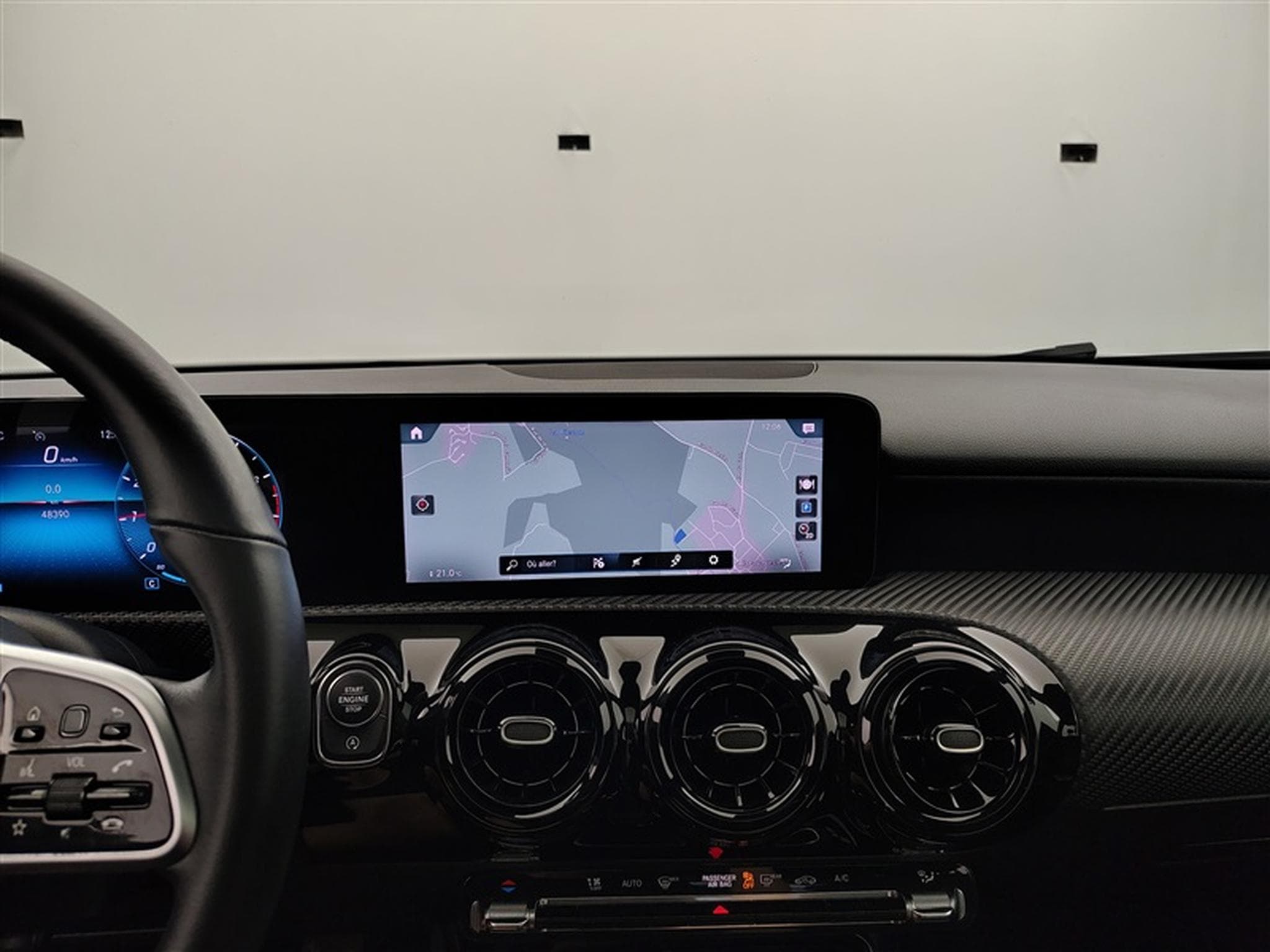 Mercedes A 180 A 180  Business solution NAVI/FULL LED/TO PANO/JA (2022) - Photo 10