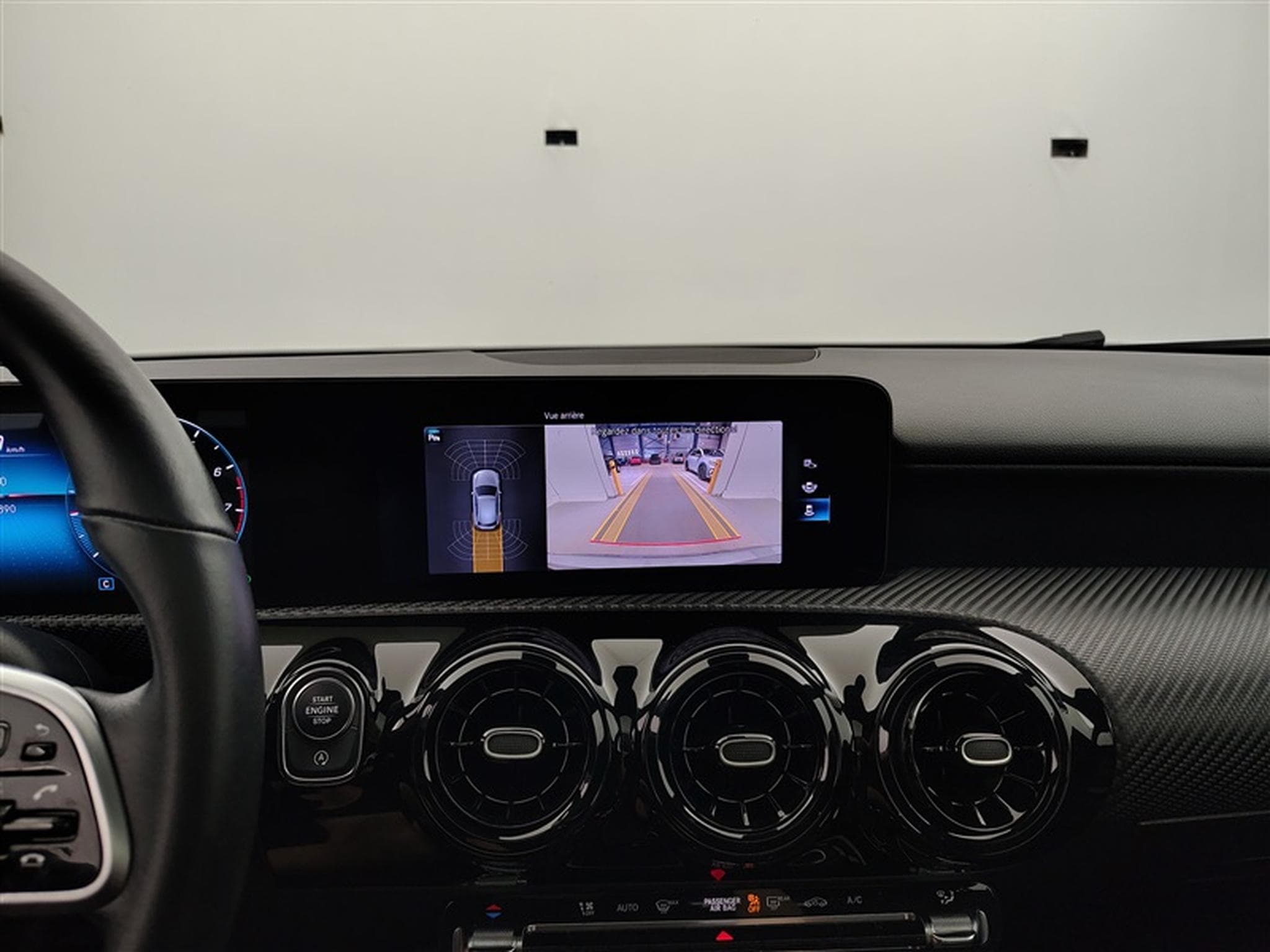 Mercedes A 180 A 180  Business solution NAVI/FULL LED/TO PANO/JA (2022) - Photo 17