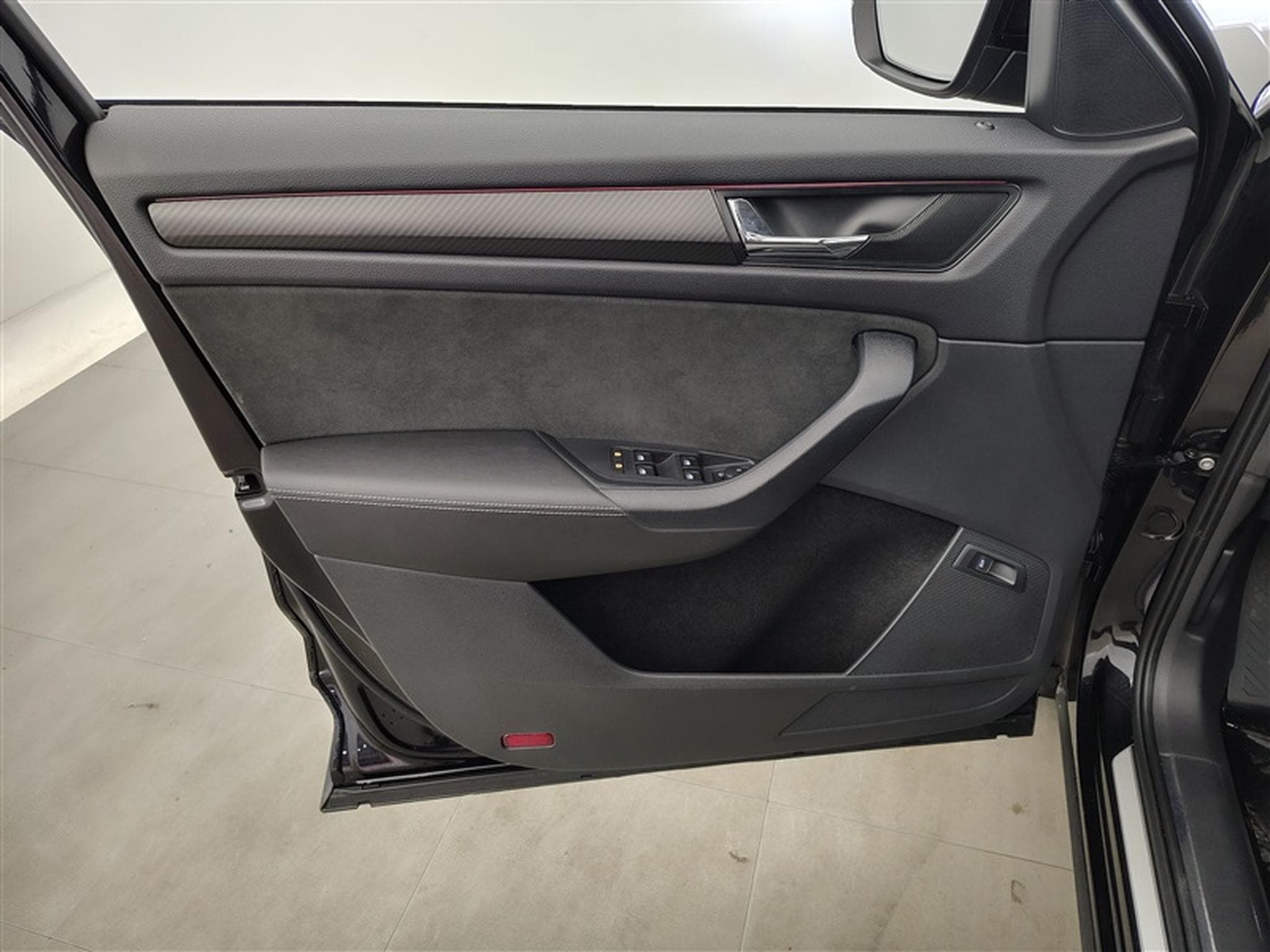 Skoda Kodiaq 1.5 TSI ACT Sportline II DSG°NAV°CARPLAY°CAM AV-AR (2021) - Photo 17