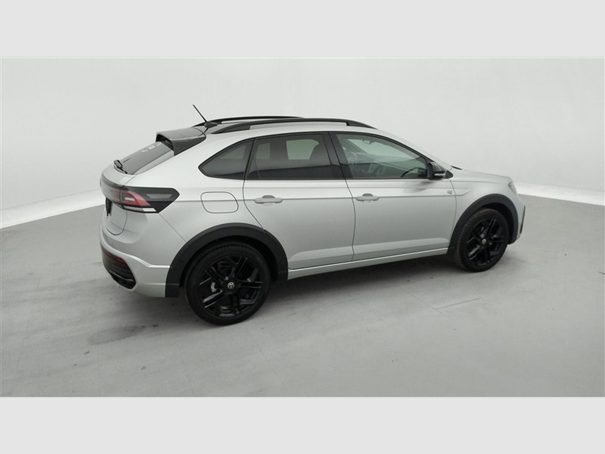 VW Taigo 1.0 TSI 115cv DSG R-Line NAVI / CARPLAY / TO PANO (2025) - Photo 25