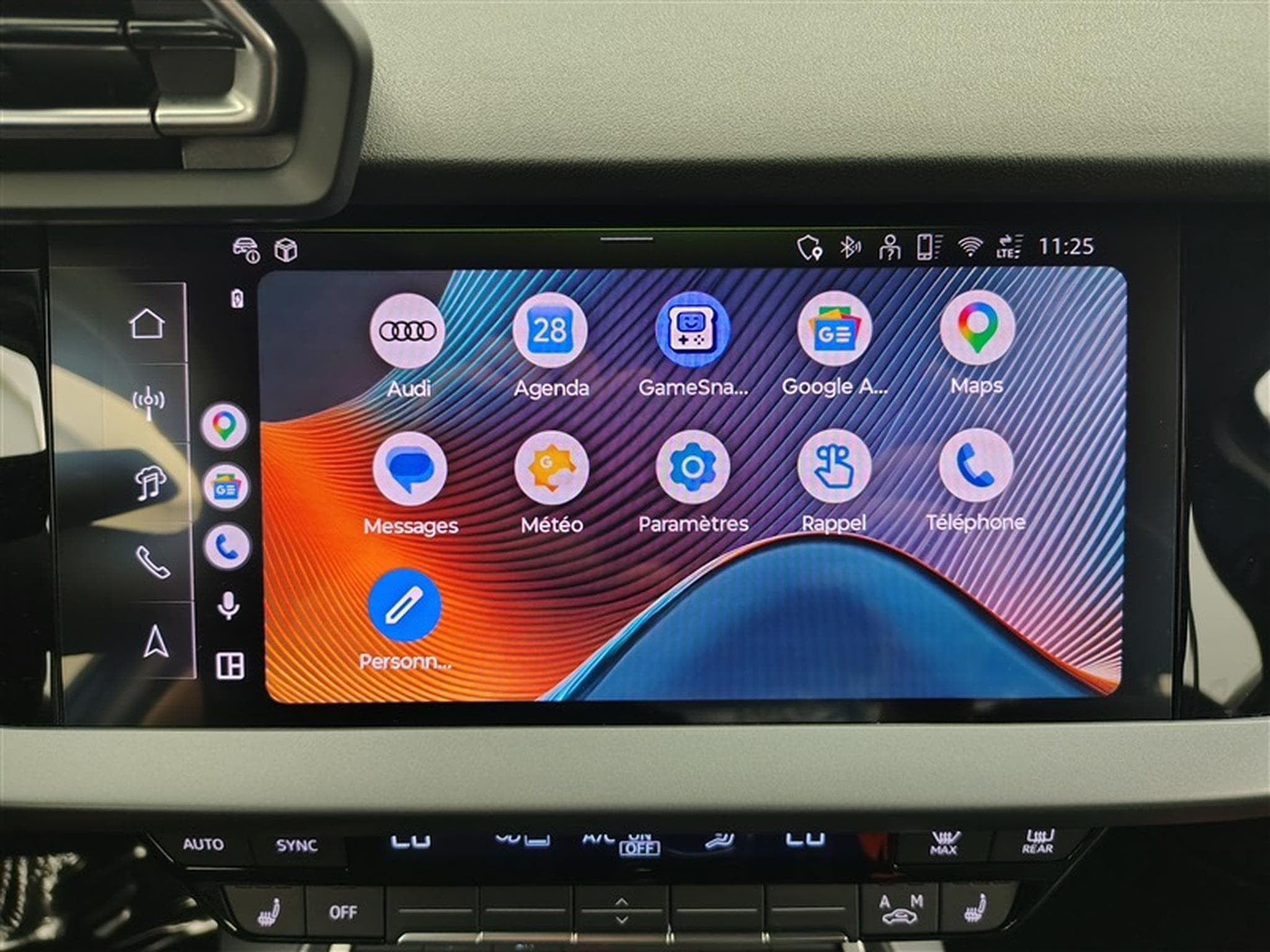 Audi A3 30 TDi  Navi Cockpit / Led / PDC (2025) - Photo 20