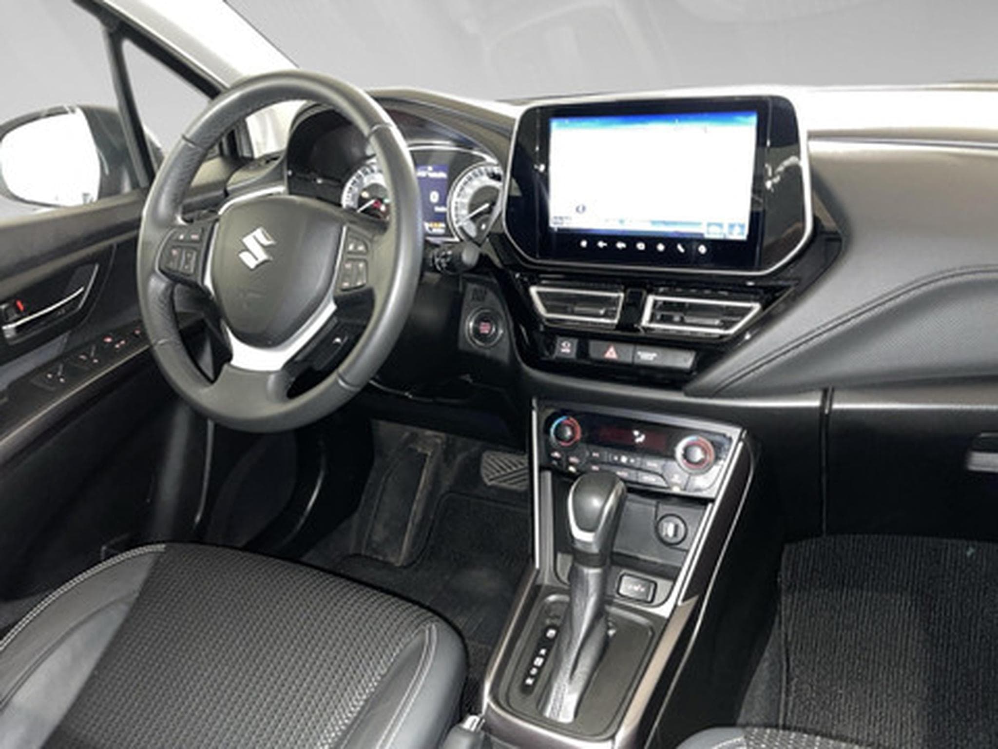 Suzuki S-Cross 1.5 Full Hybrid AGS Grand Luxe+ 2WD A/T (2024) - Photo 7