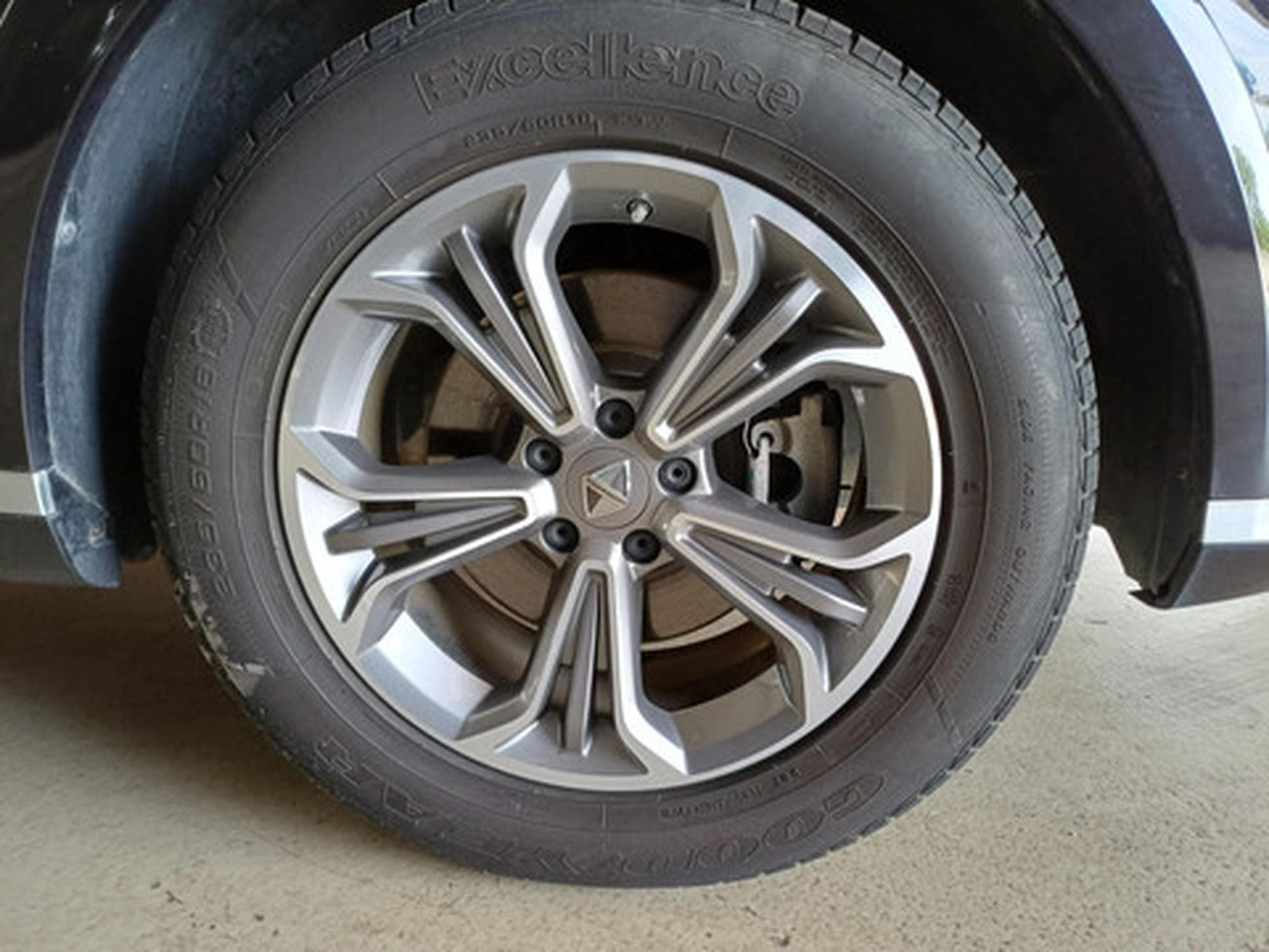 Borgward TS (2021) - Photo 15