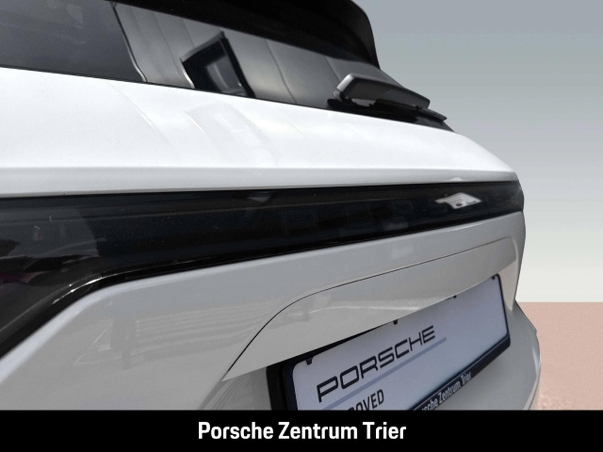 Porsche Cayenne Edition Soft-Close Head-Up BOSE (2023) - Photo 13