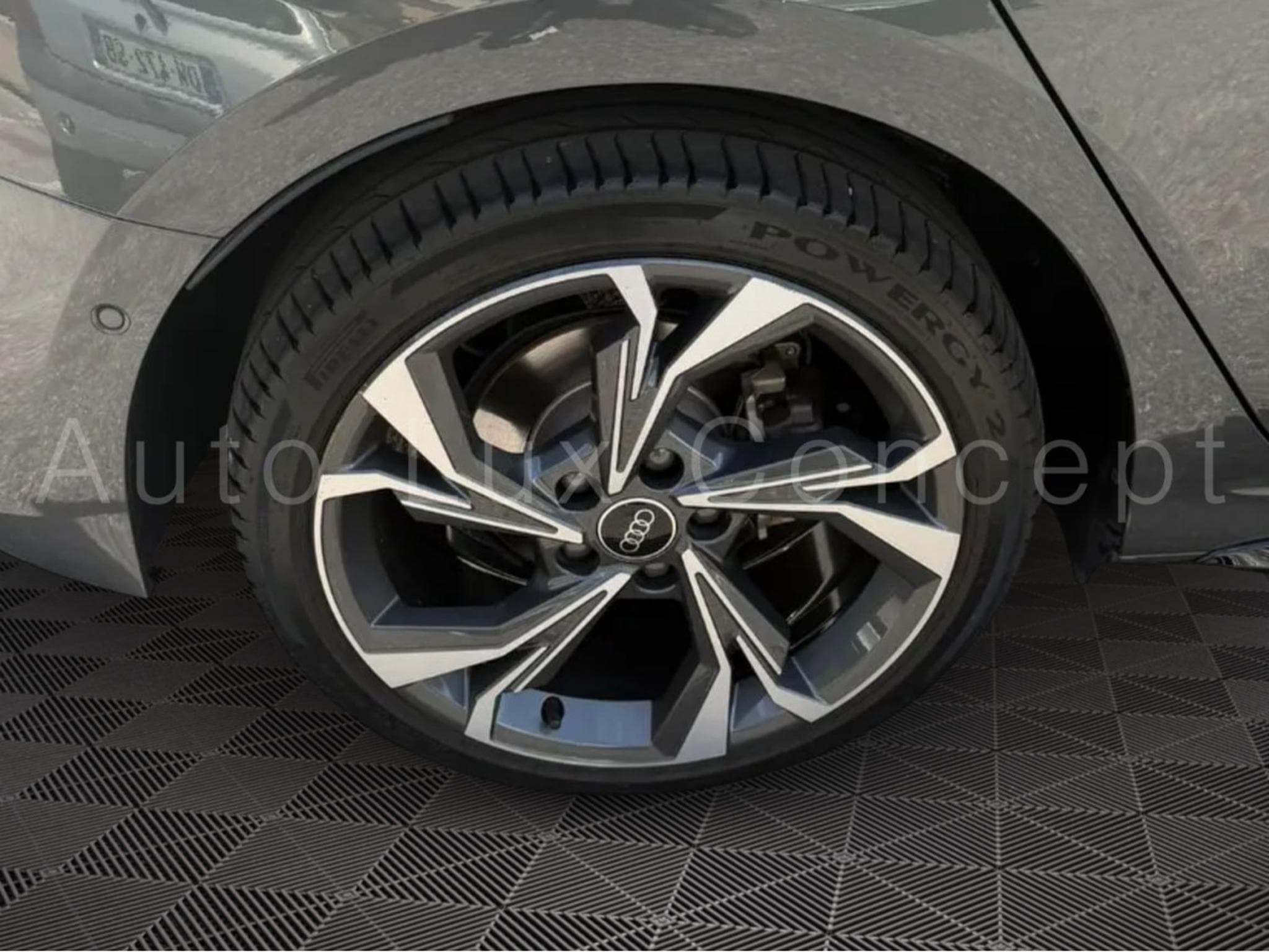 Audi A3 Sportback 40 TFSI e S line (2025) - Photo 13