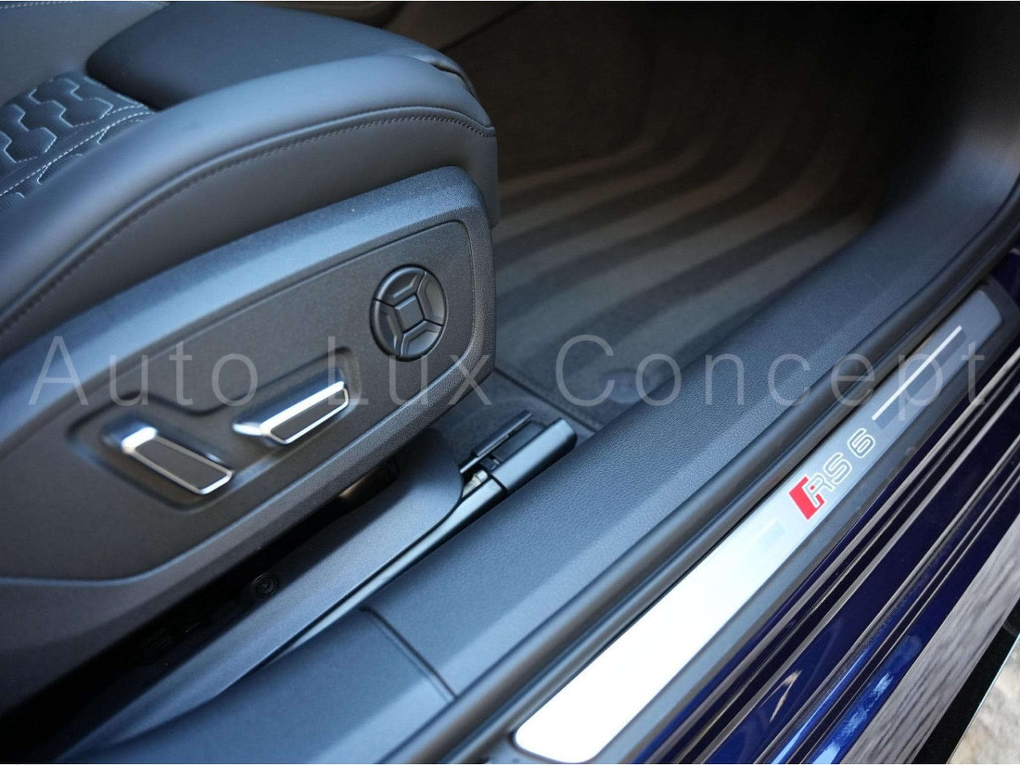 Audi RS6 Avant Performance 4.0 TFSI quattro tiptronic 8 (2023) - Photo 19
