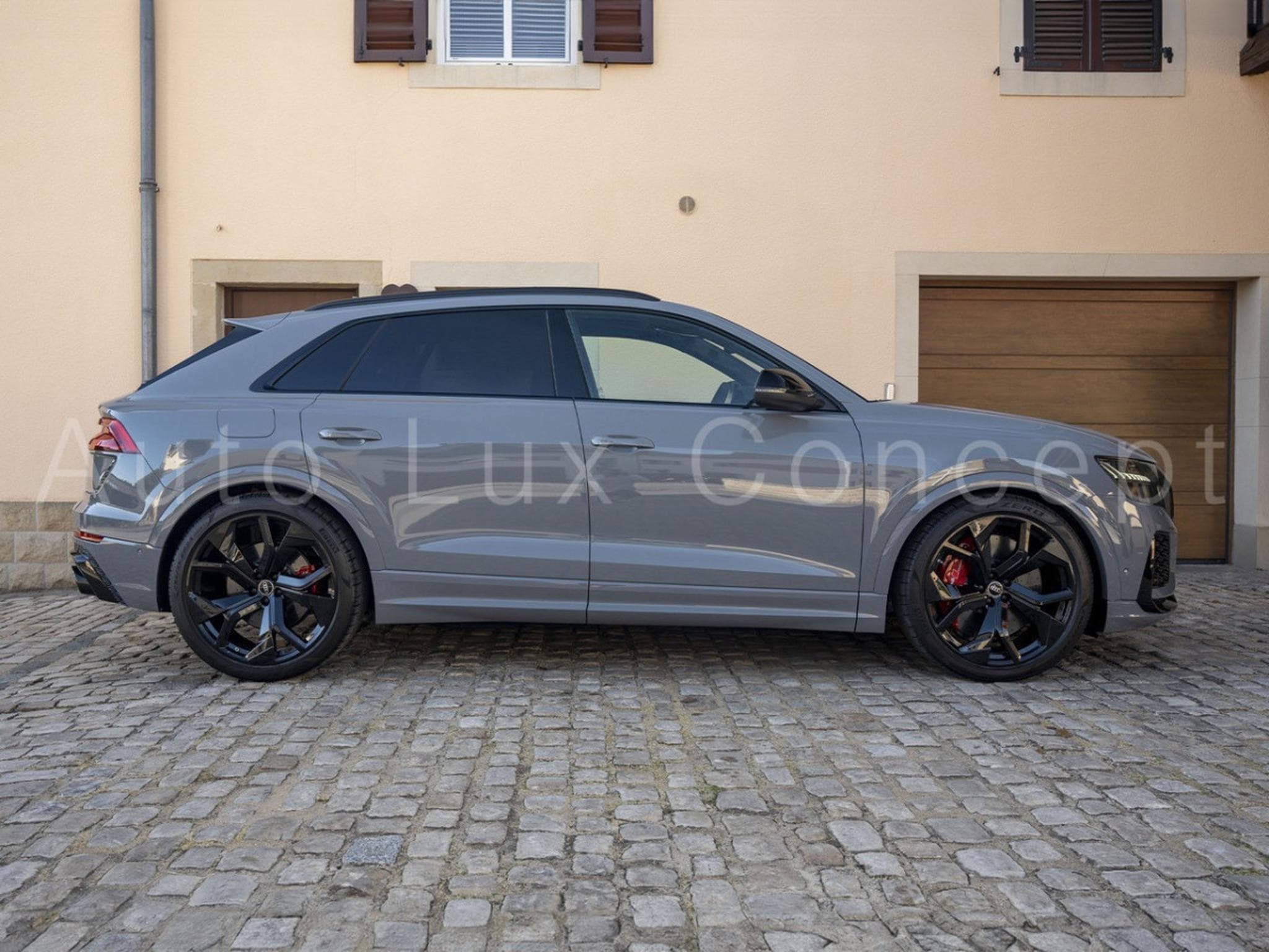 Audi RSQ8 4.0 TFSI 600 ch quattro tiptronic 8 (2022) - Photo 5
