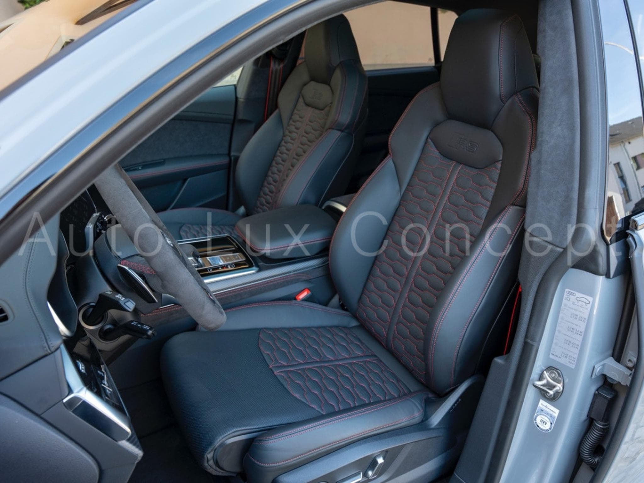 Audi RSQ8 4.0 TFSI 600 ch quattro tiptronic 8 (2022) - Photo 8