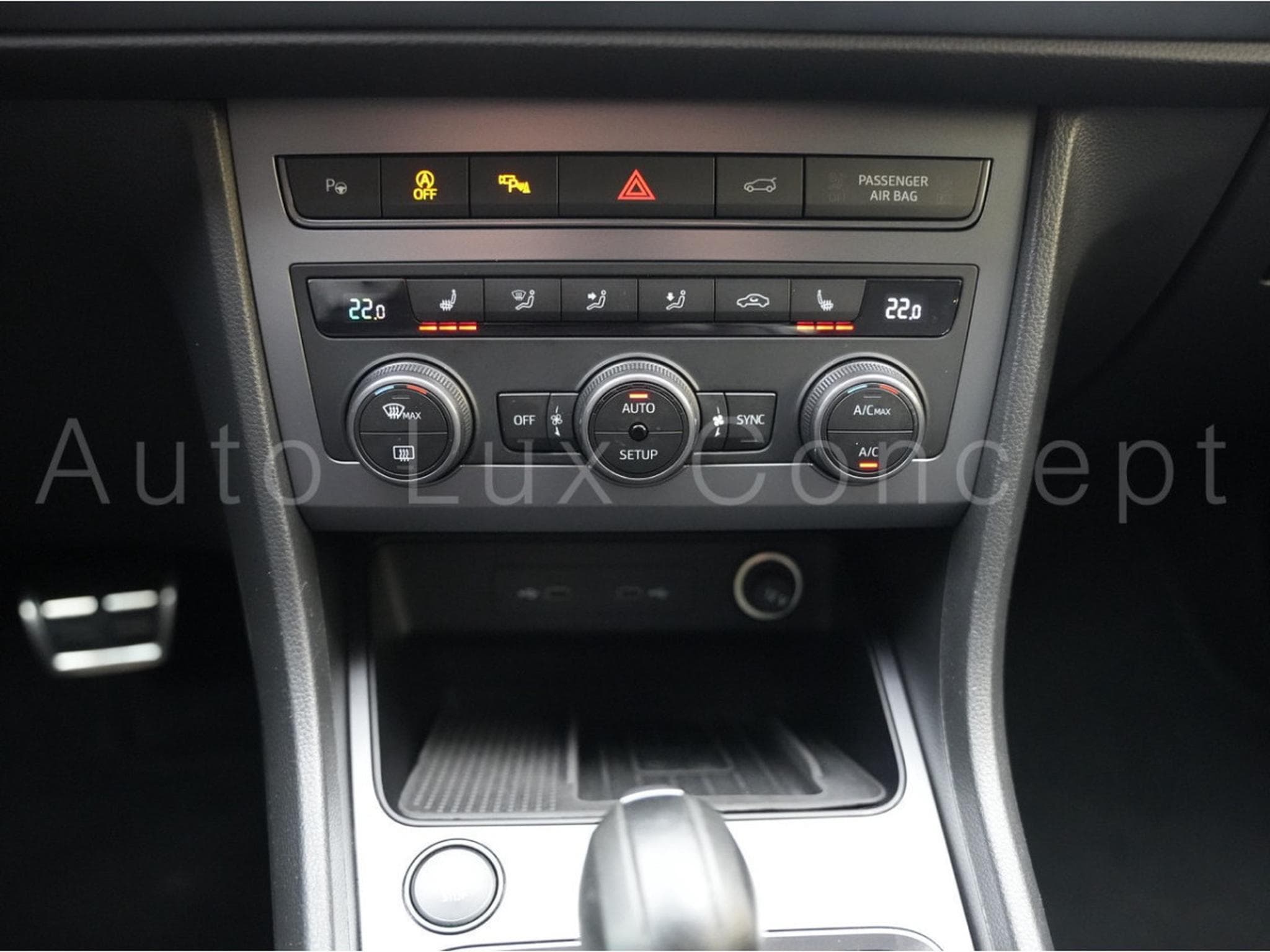 Cupra Ateca 2.0 TSI 4Drive 300 ch DSG 7 (2020) - Photo 19