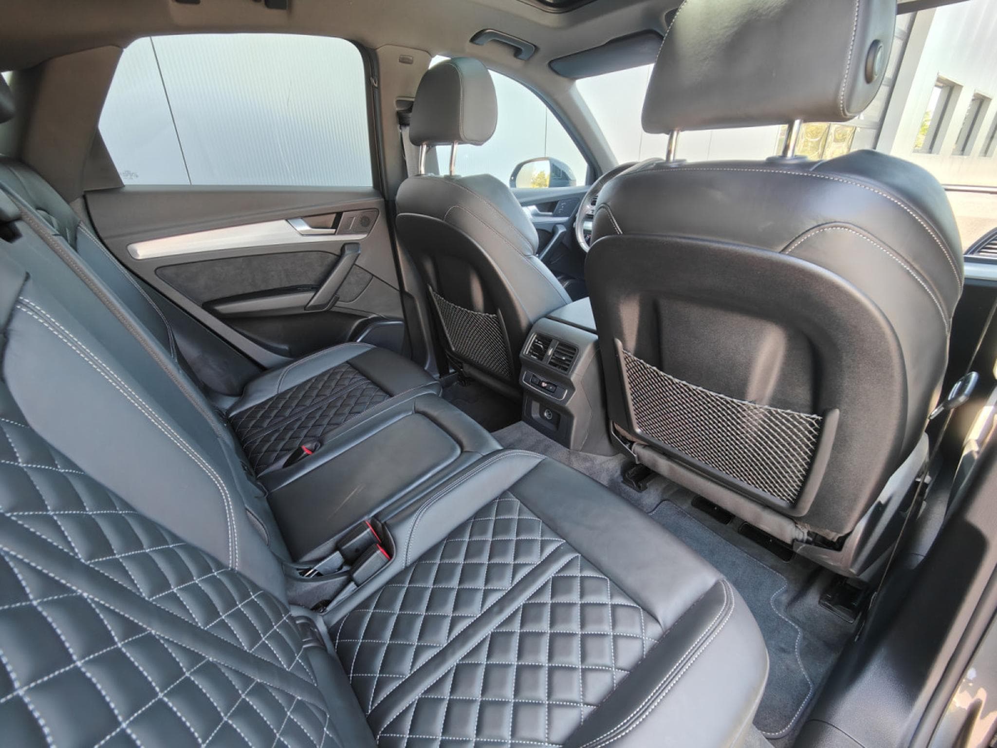 Audi SQ5 3.0 TDI V6 SPORTBACK CARPLAY TOIT OUV CAMERA SIEGES ELEC CHA (2023) - Photo 8