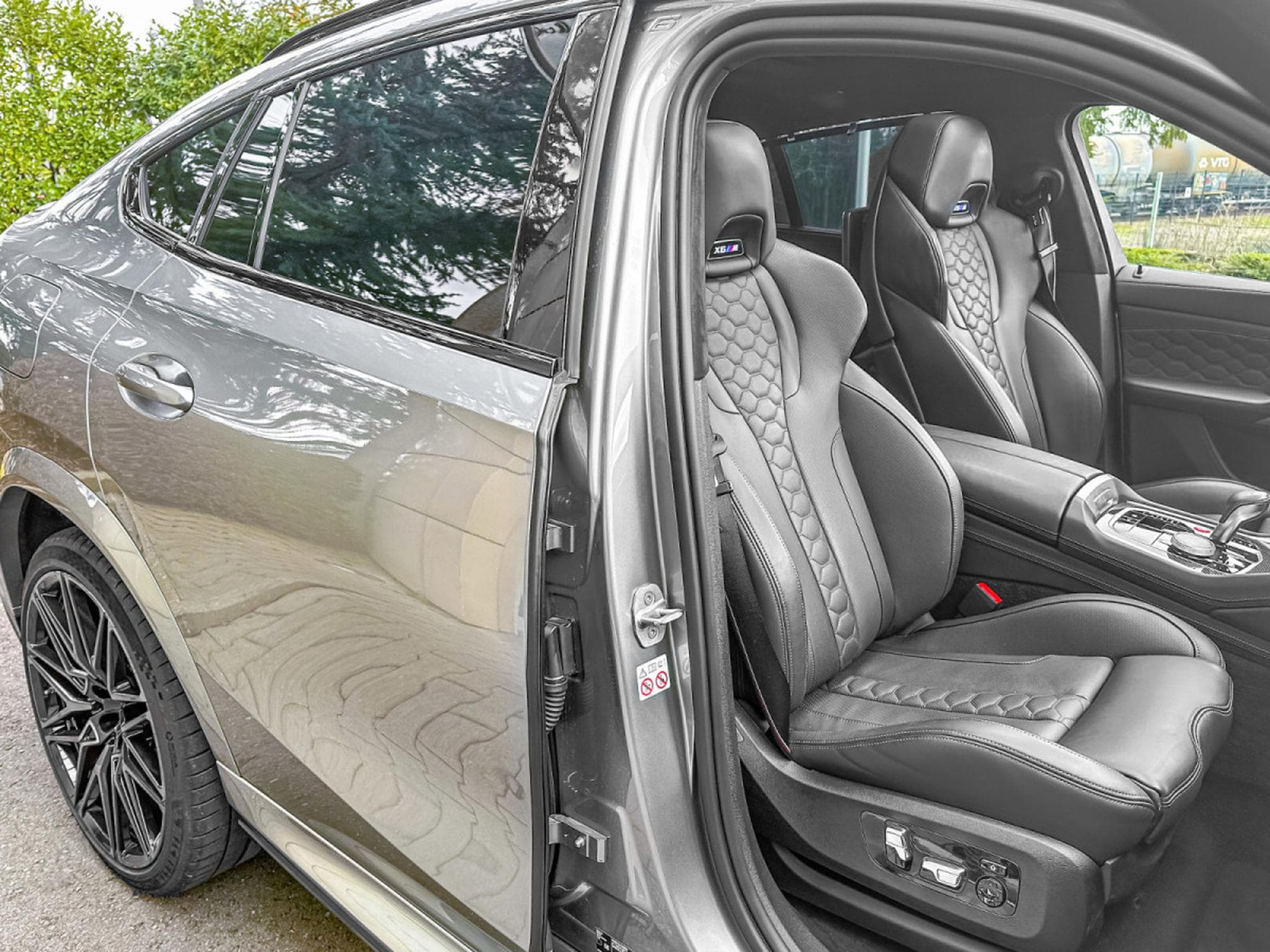 BMW X6M Competition,/Pano/Display/Soft/Keles/360° ACC+ AHK/ Laser Si (2022) - Photo 13