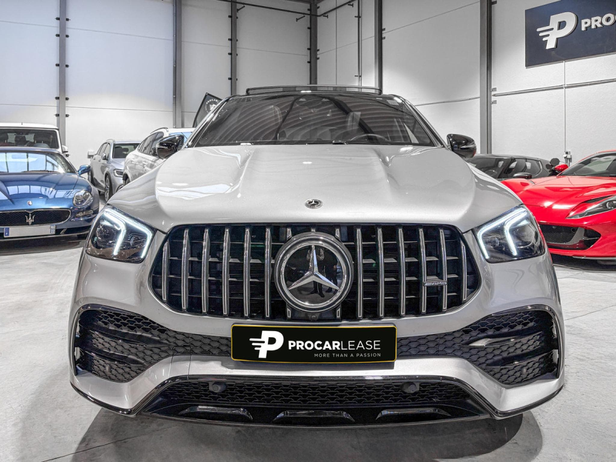Mercedes GLE 53 AMG COUPE 4MATIC+ /CARBON/HUD/SUSPENSION (2024) - Photo 2