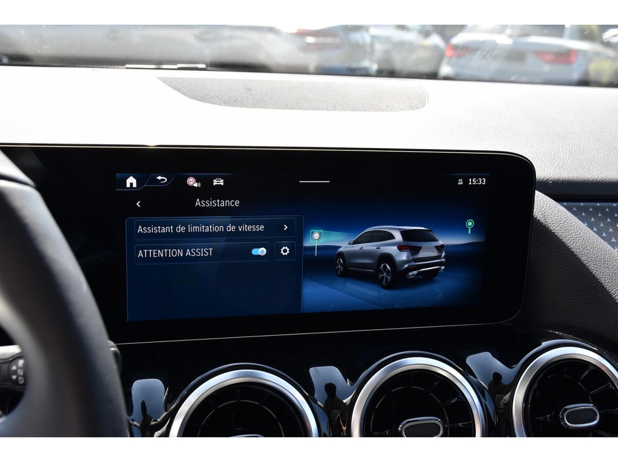 Mercedes GLA 200 CDI Progressive 8G-Tronic PANO CHFF ADD LANE GPS CAM 1° MAIN (2024) - Photo 15