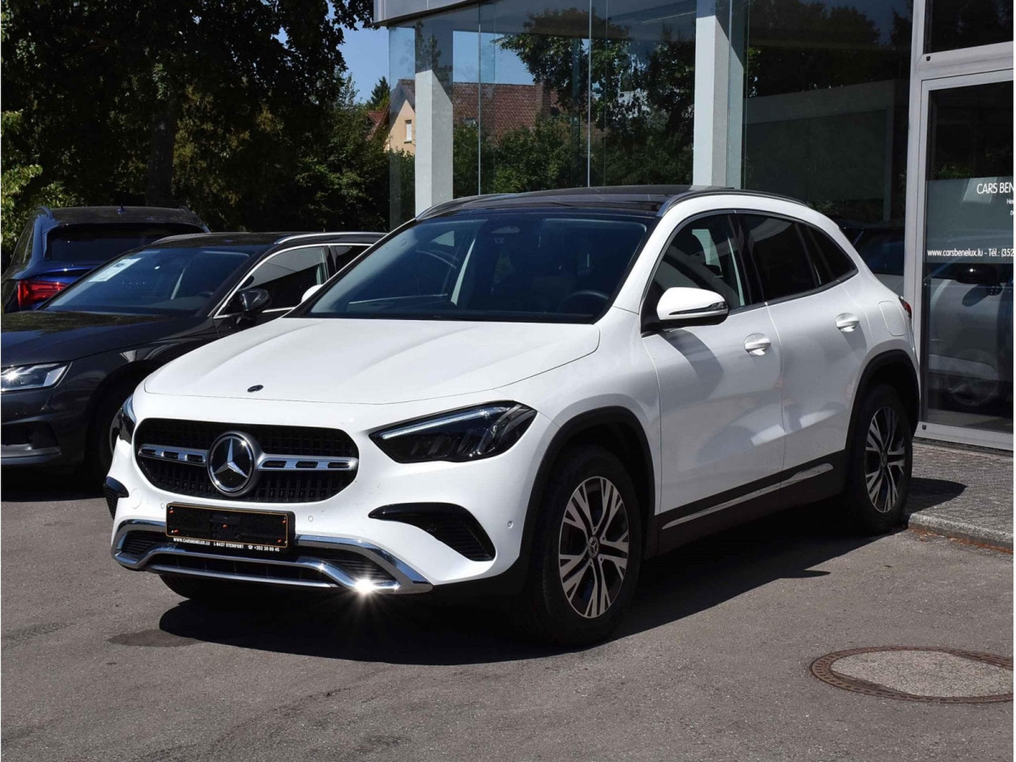 Mercedes GLA 200 CDI Progressive 8G-Tronic PANO CHFF ADD LANE GPS CAM 1° MAIN (2024) - Photo 2