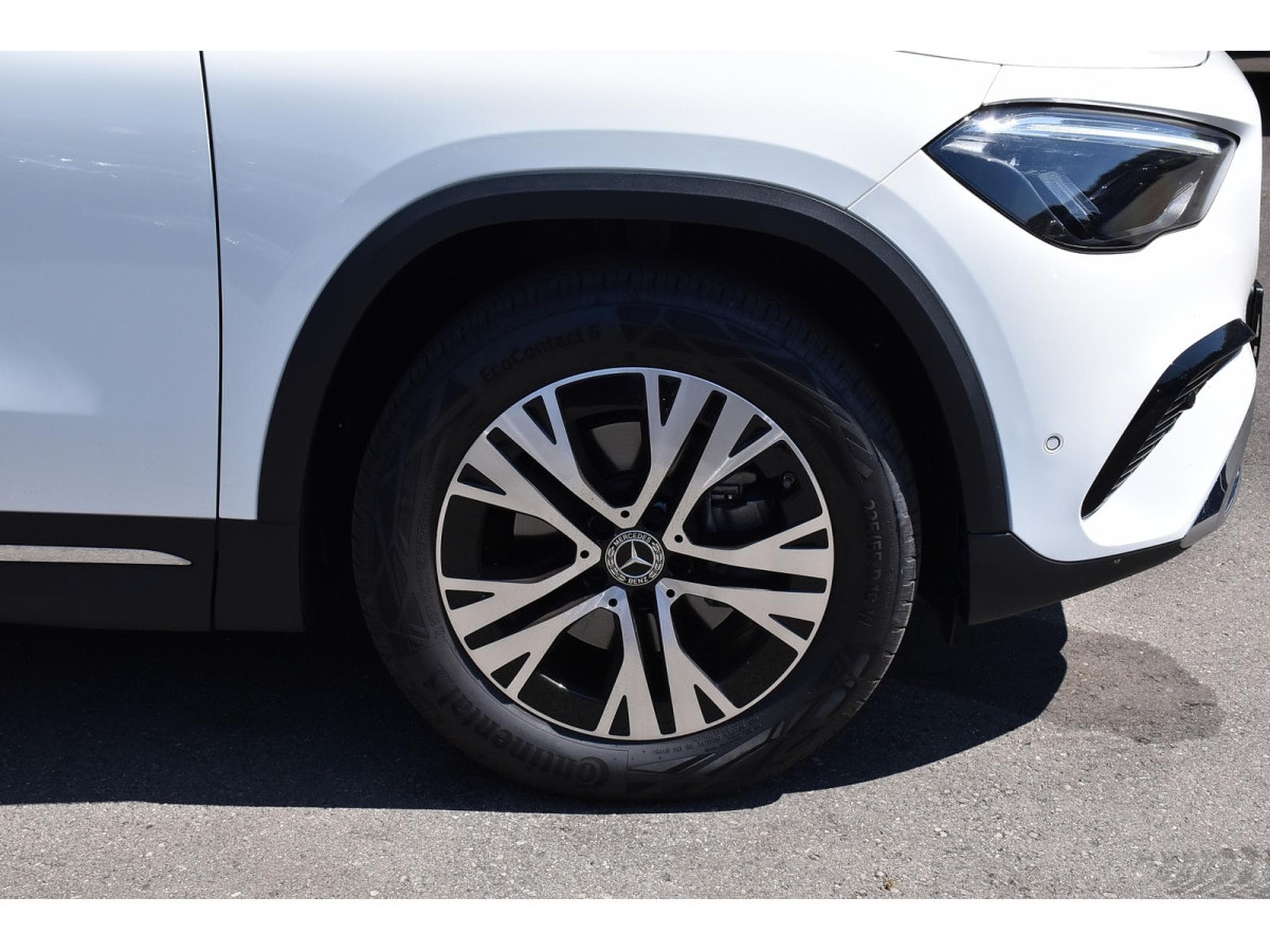 Mercedes GLA 200 CDI Progressive 8G-Tronic PANO CHFF ADD LANE GPS CAM 1° MAIN (2024) - Photo 5
