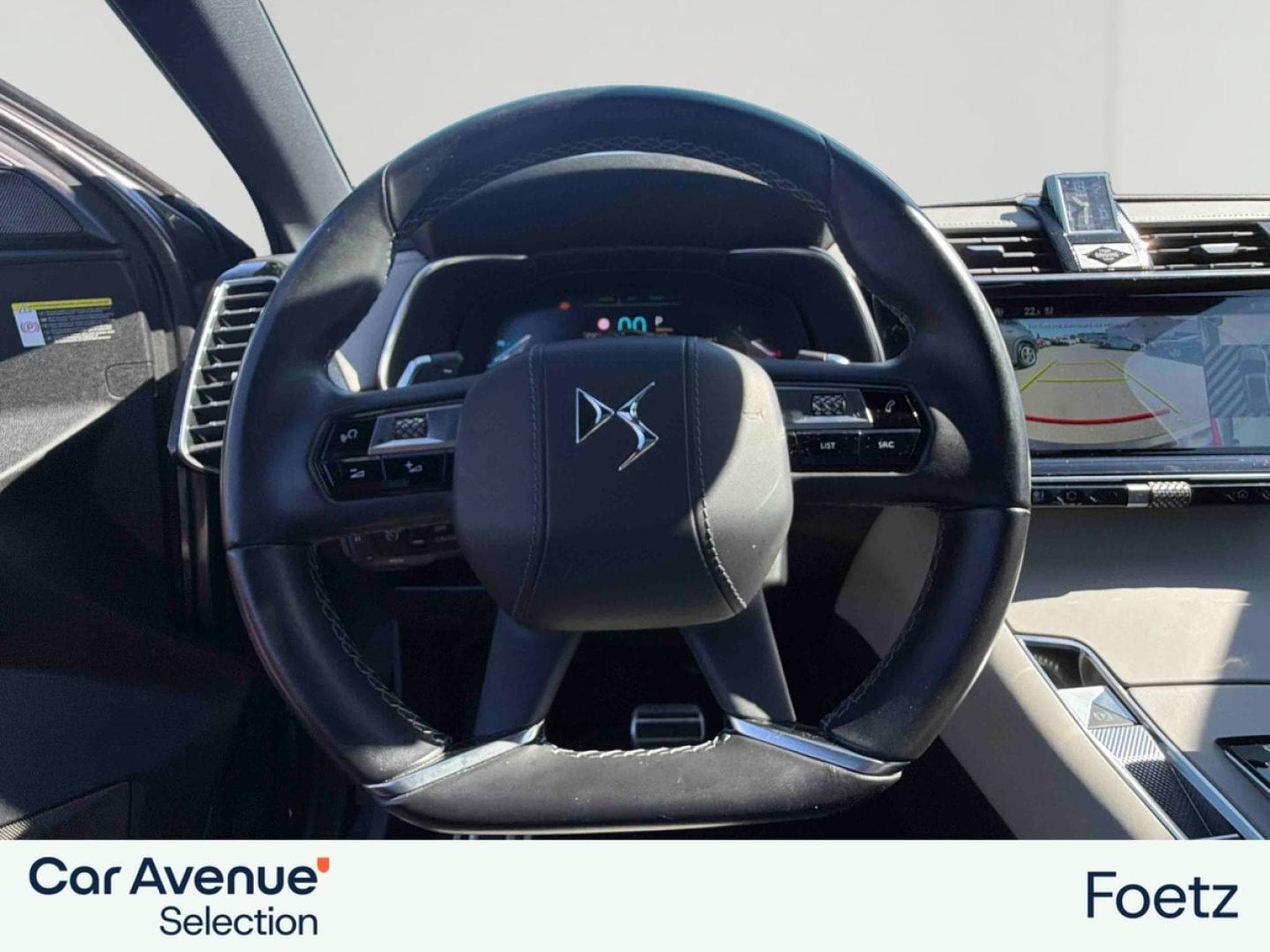 DS Automobiles DS7 E-TENSE 4x4 360ch La Premiere (2022) - Photo 6