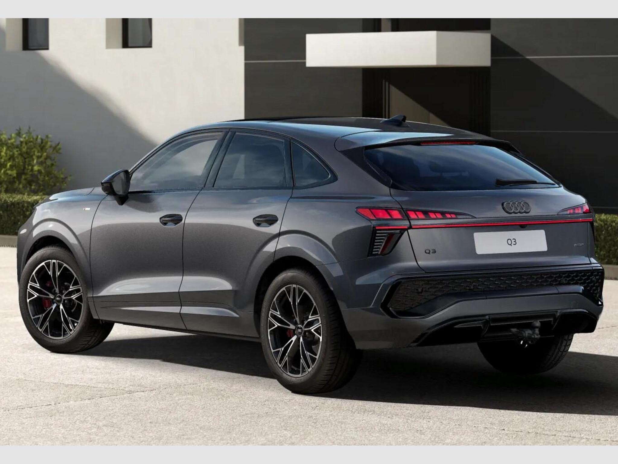 Audi Q3 Sportback quattro 2xS (2026) - Photo 3