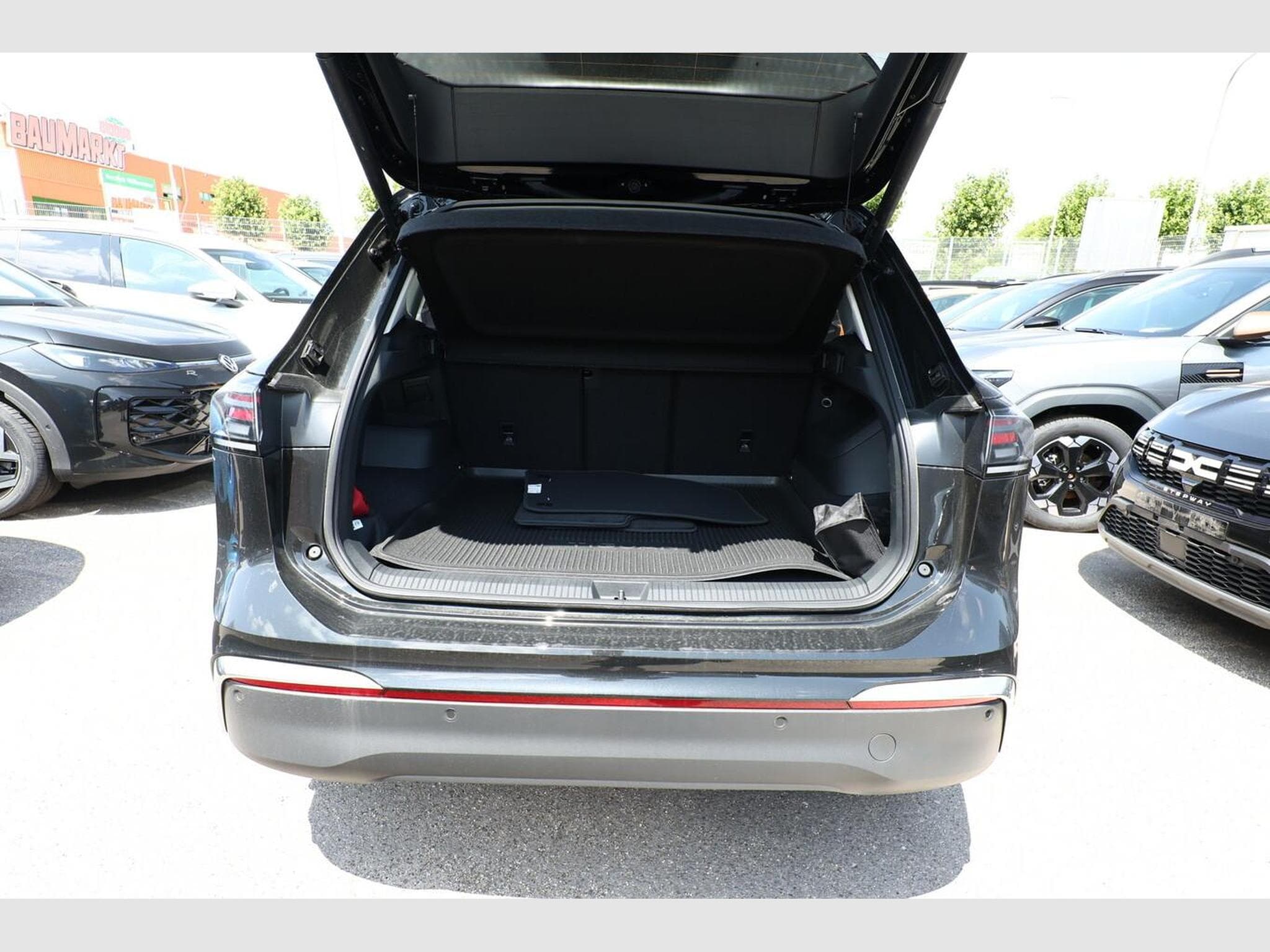 VW Tiguan Eleg. 4M Nav (2026) - Photo 11